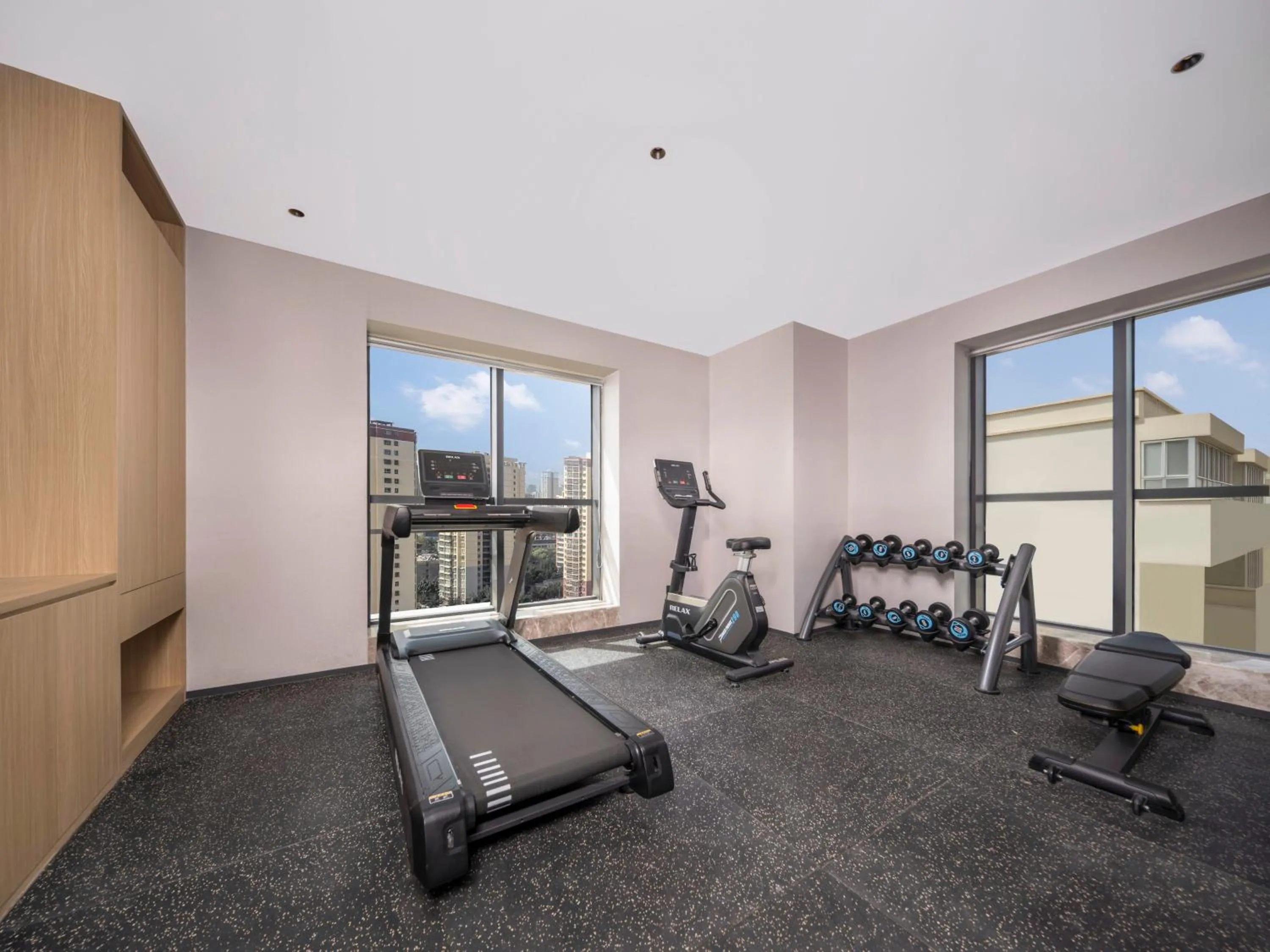 Fitness centre/facilities in Holiday Inn Express Aksu by IHG