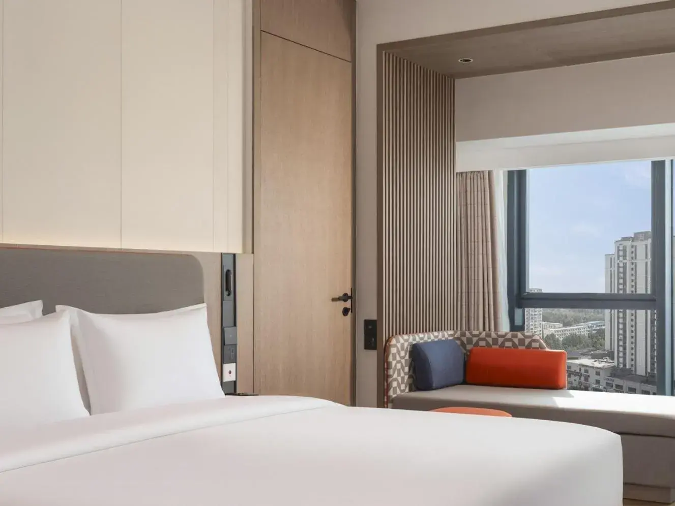 Standard King Room - Disability Access in Holiday Inn Express Aksu by IHG Standard King Room - Disability Access in Holiday Inn Express Aksu by IHG