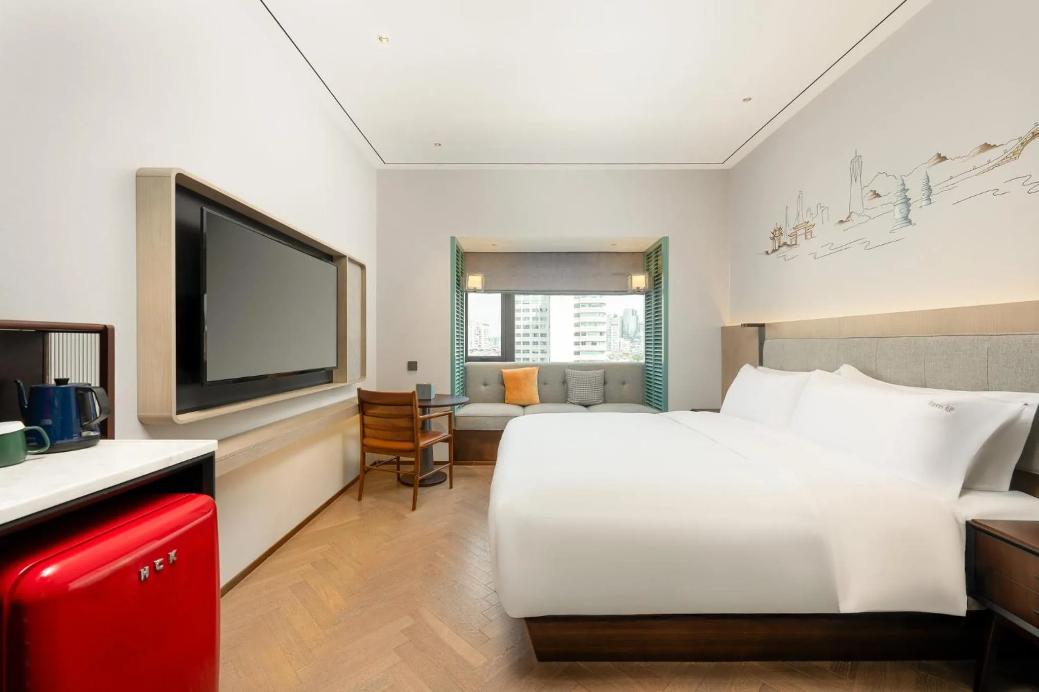 Photo of the whole room, Bed in Holiday Inn Hangzhou West Lake by IHG