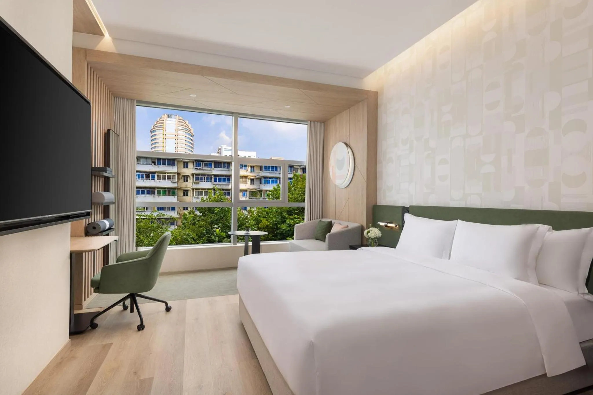 Photo of the whole room, Bed in EVEN Hotel Hangzhou West Lake by IHG