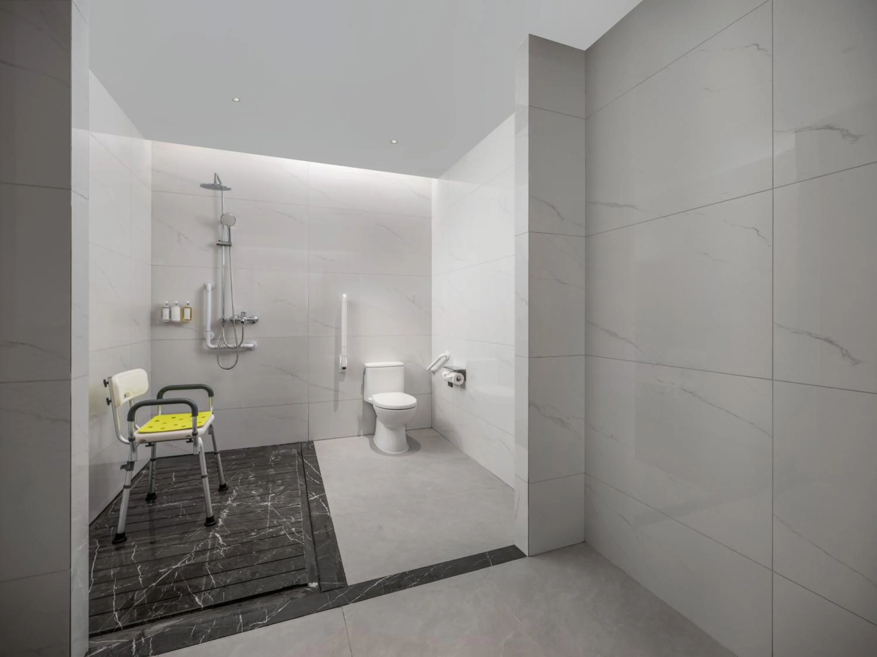 Photo of the whole room in Holiday Inn Resort Wanning Shenzhou Peninsula by IHG