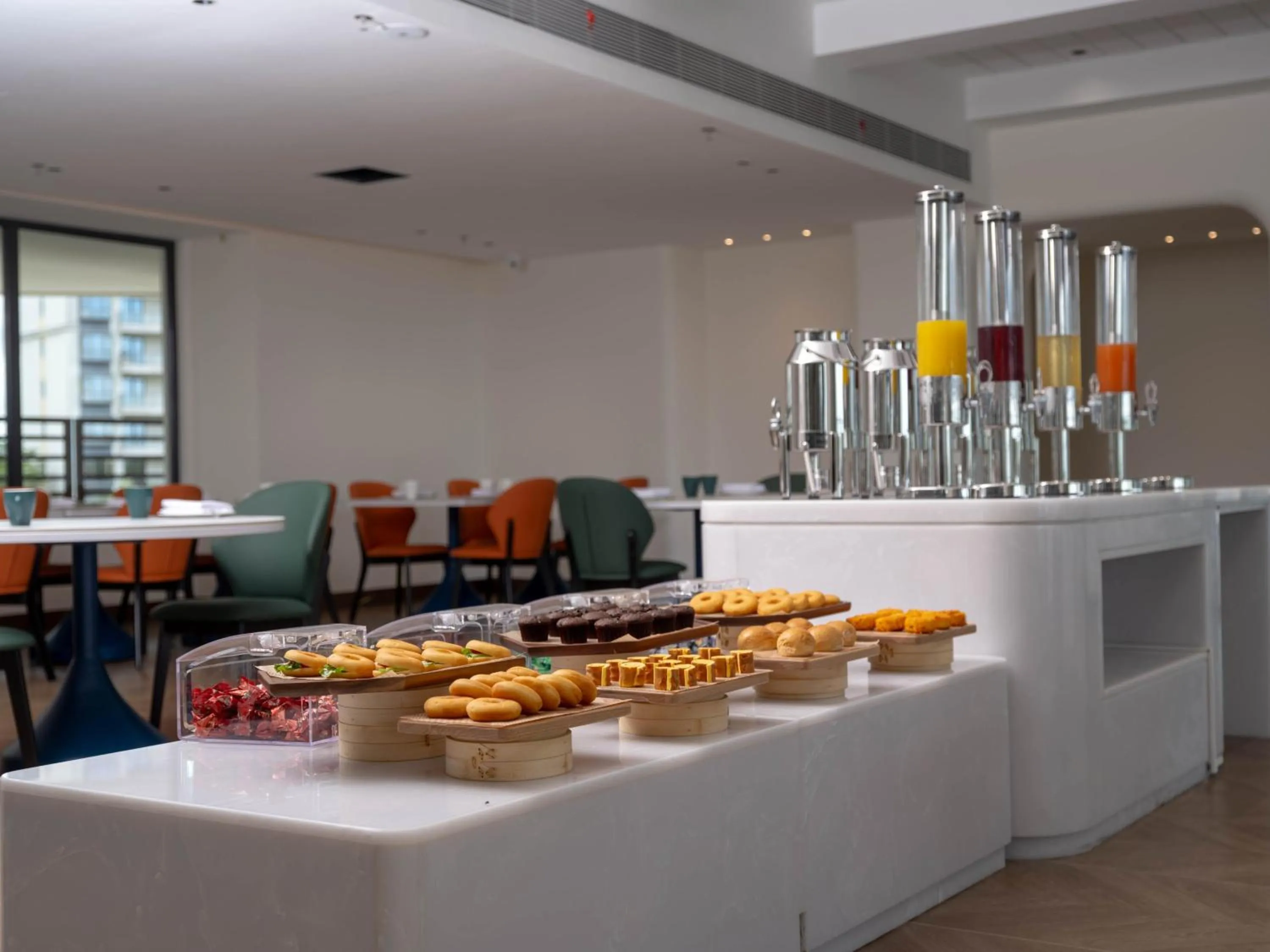 Breakfast in Holiday Inn Resort Wanning Shenzhou Peninsula by IHG