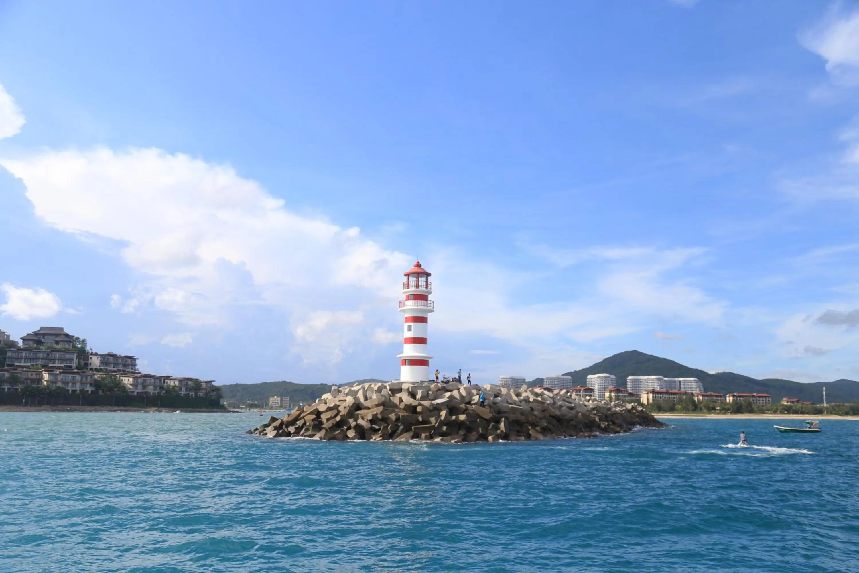 Beach in Holiday Inn Resort Wanning Shenzhou Peninsula by IHG