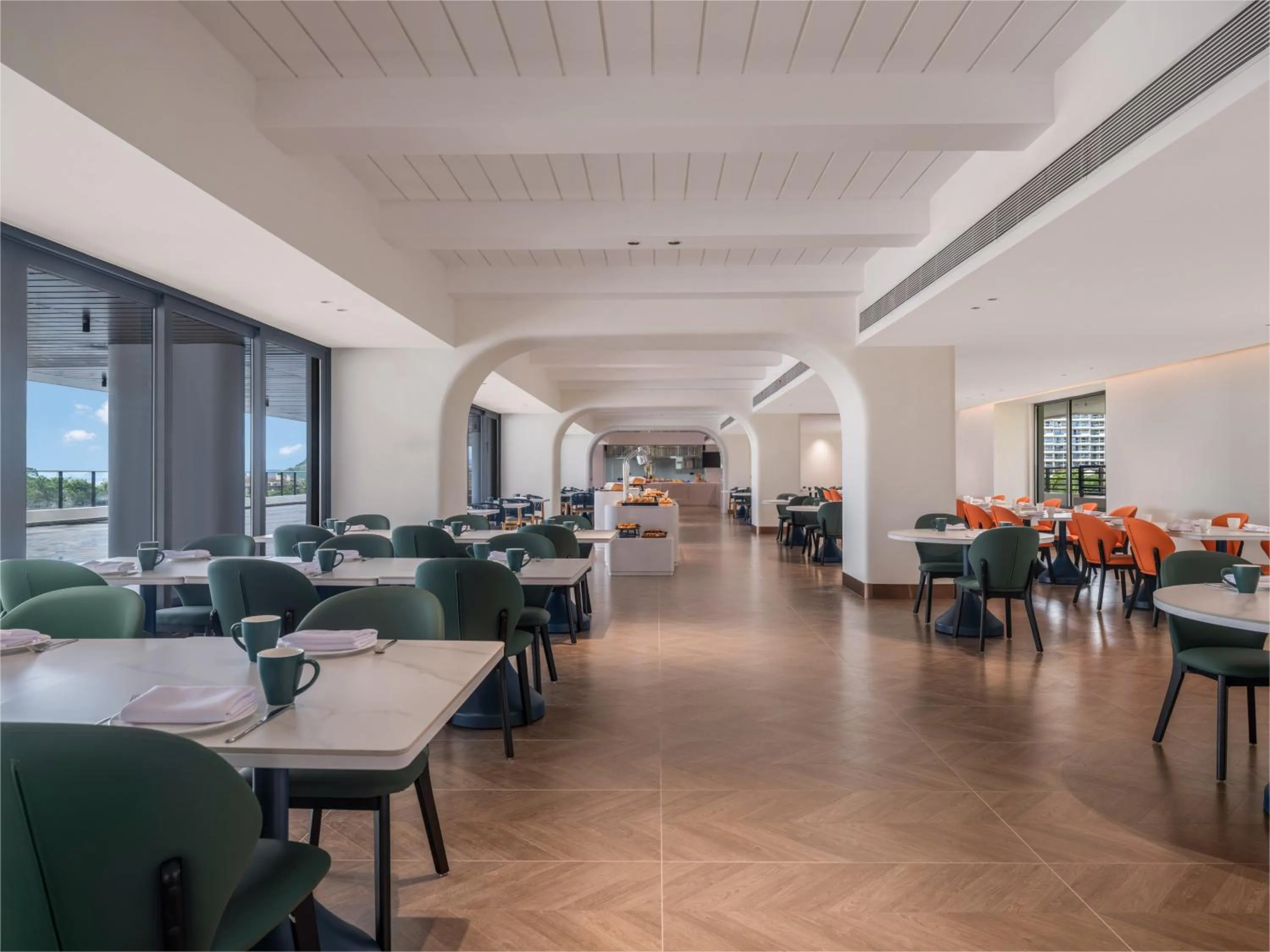 Restaurant/places to eat in Holiday Inn Resort Wanning Shenzhou Peninsula by IHG