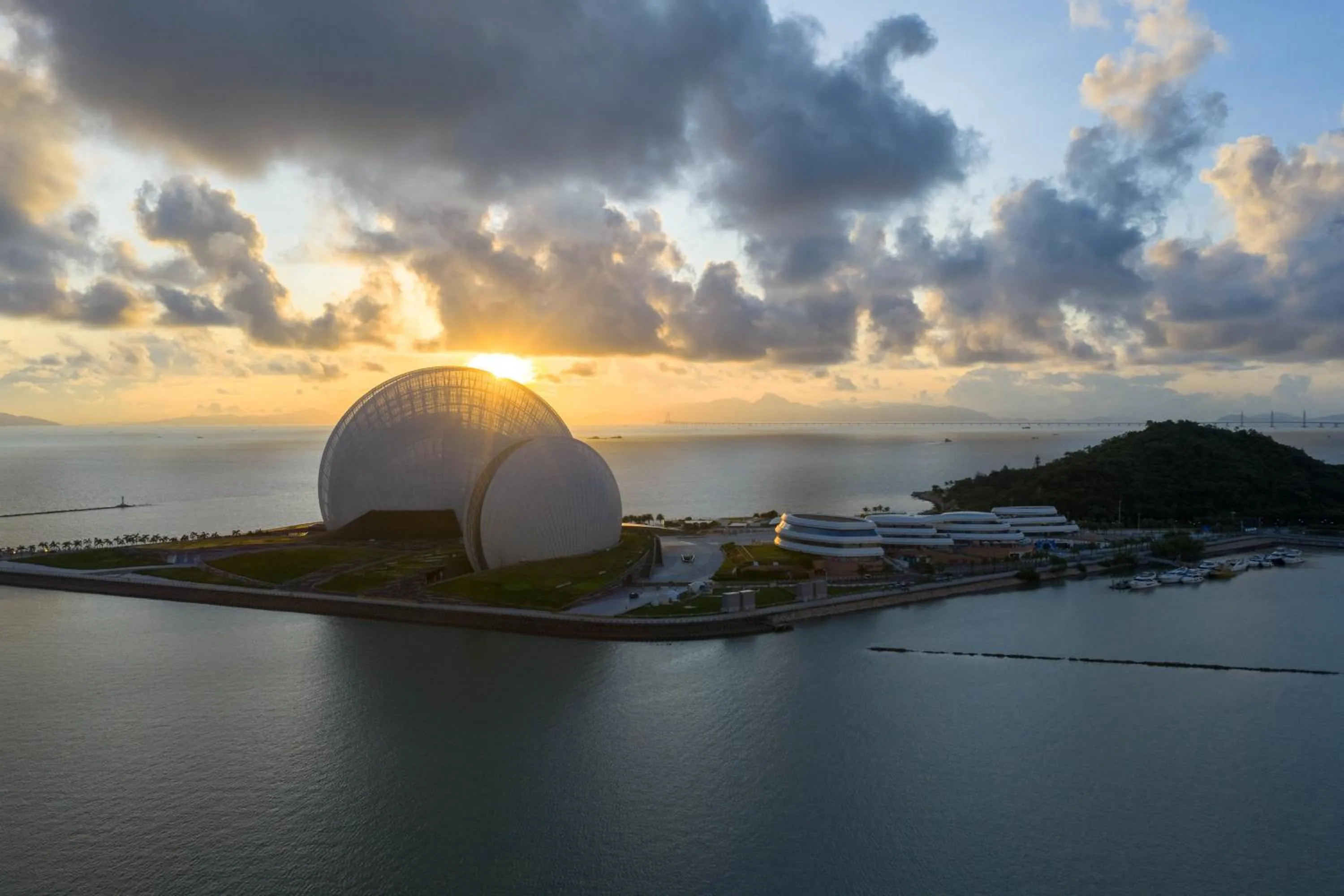 Nearby landmark in Holiday Inn Express Zhuhai Grand Theater by IHG