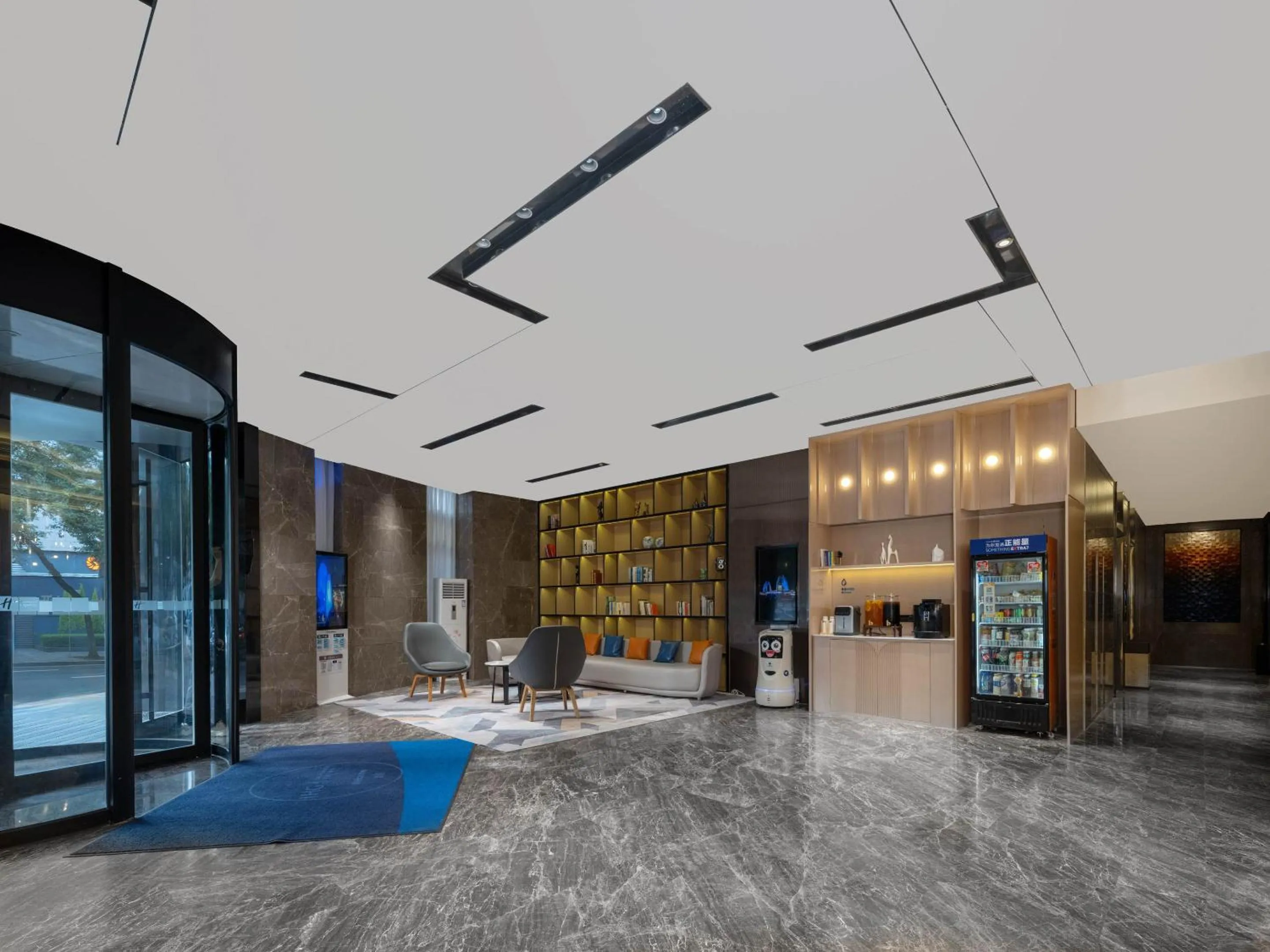 Lobby or reception in Holiday Inn Express Zhuhai Grand Theater by IHG