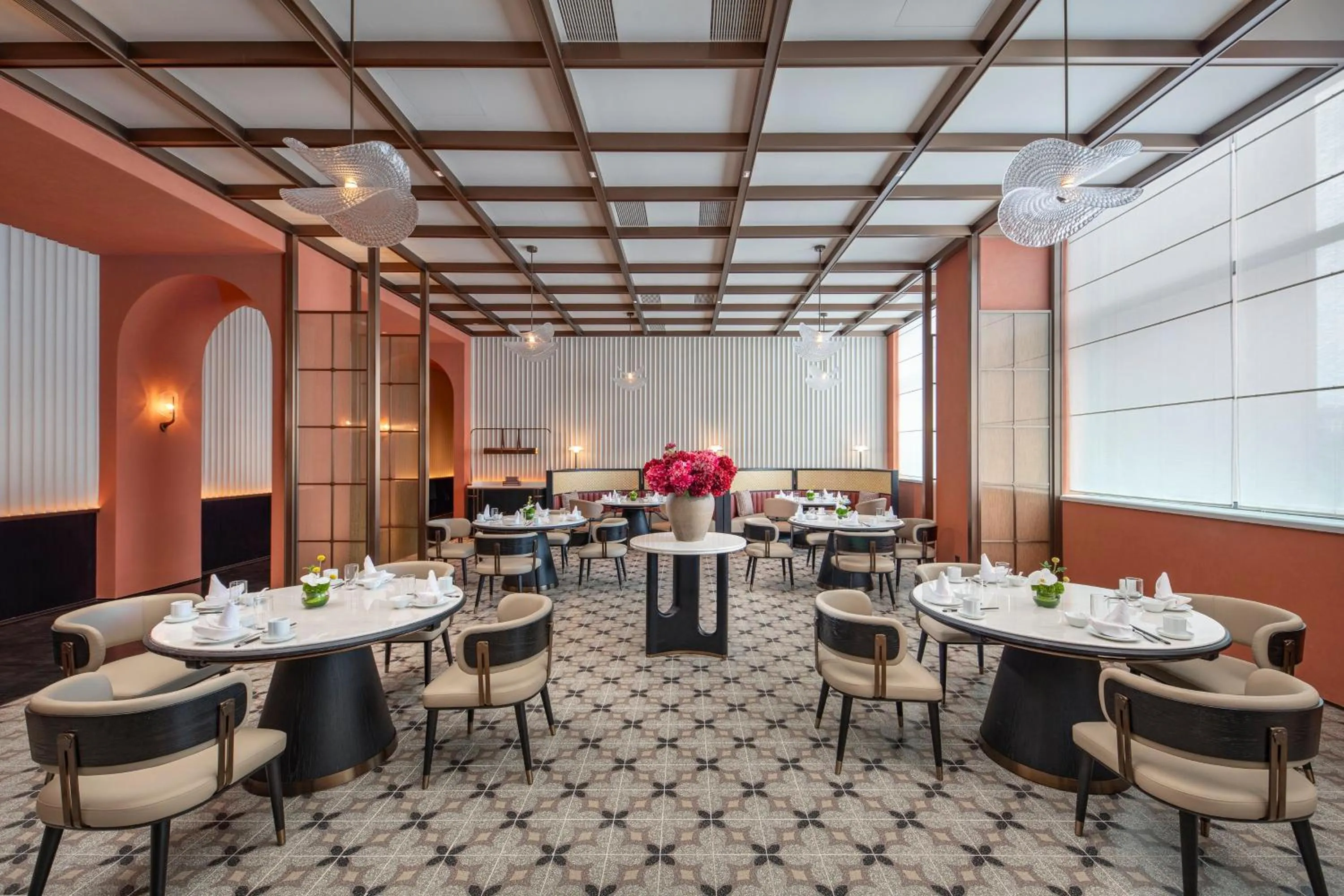 Restaurant/places to eat in Crowne Plaza Beijing Tongzhou