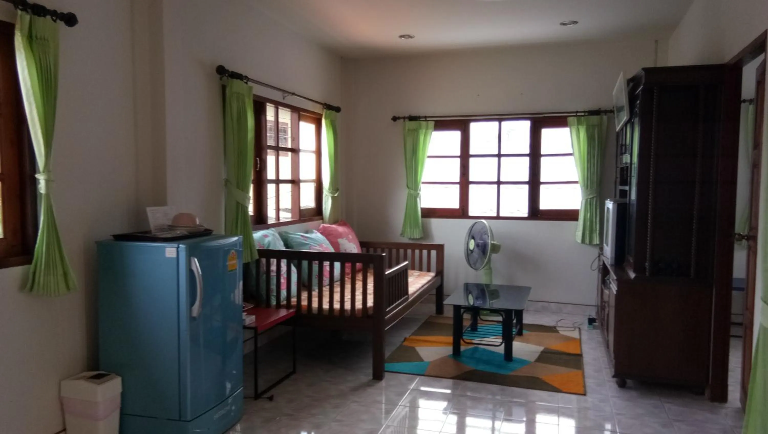 Seating area in Samui Poshtel