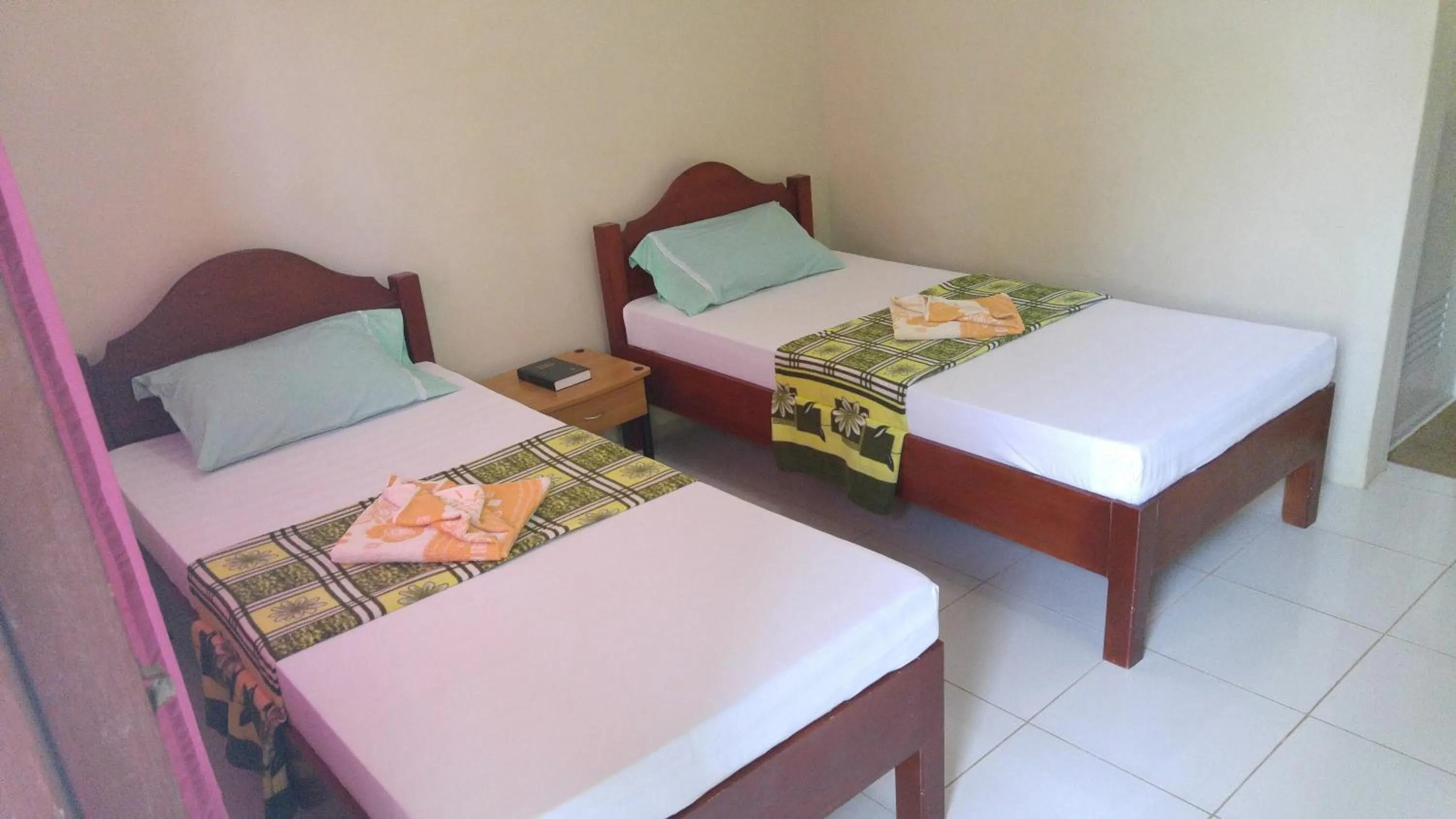 Bedroom, Bed in Villa Almedilla Pension House