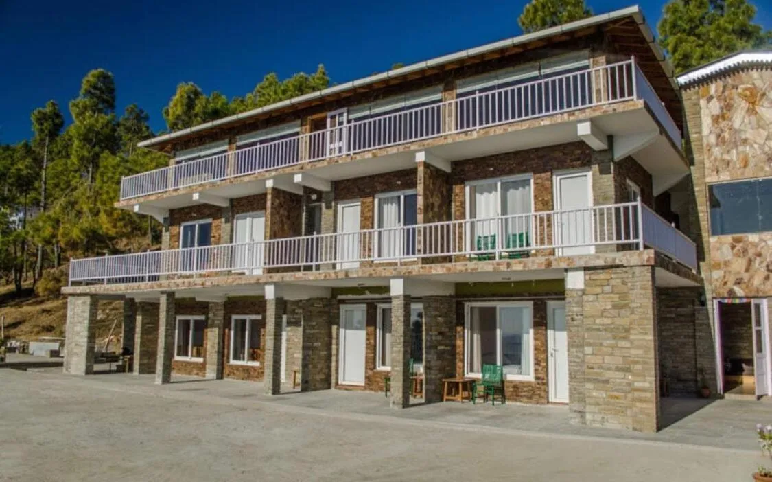 Property building in Kasar Rainbow Yoga Retreat