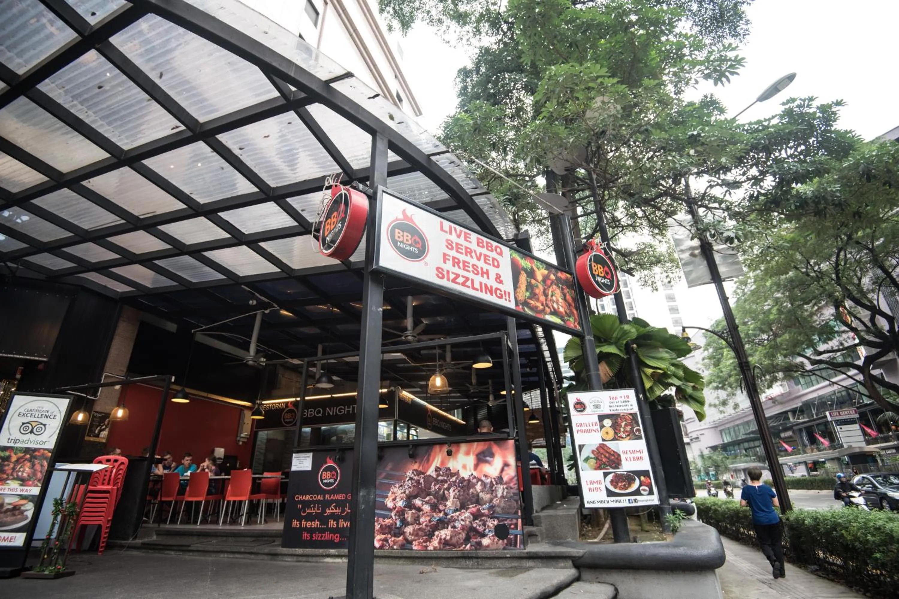 Restaurant/places to eat in Soho Suites @ KLCC by Luxury Suites Asia