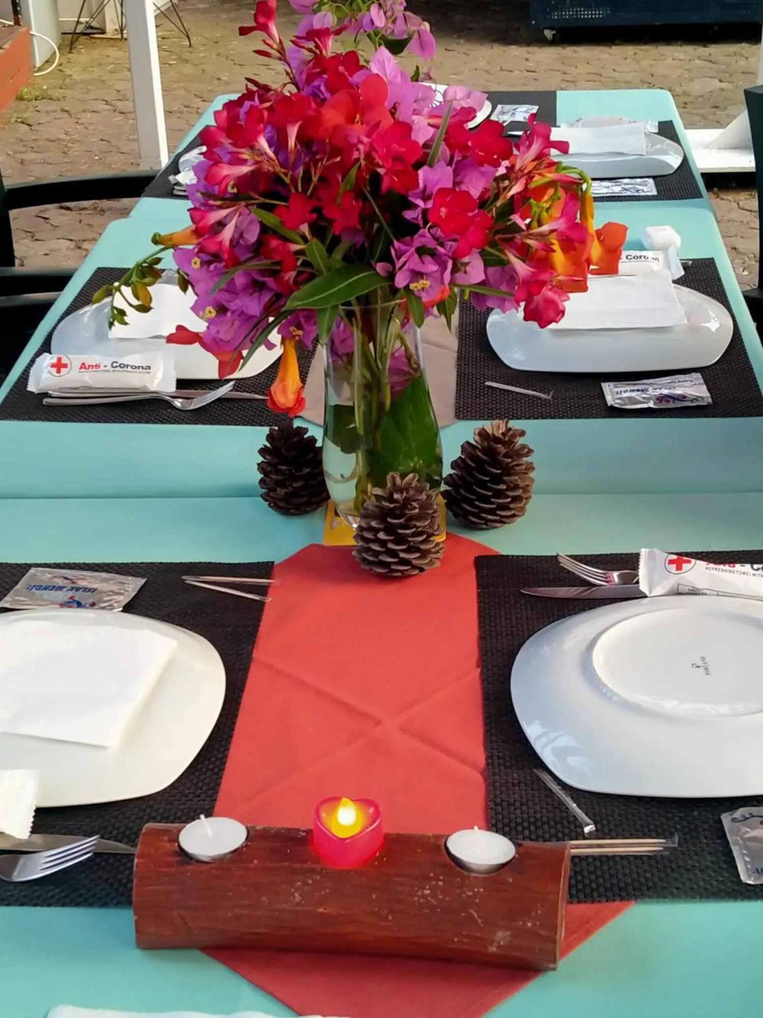 Restaurant/places to eat in Nizam Butik Otel Büyükada