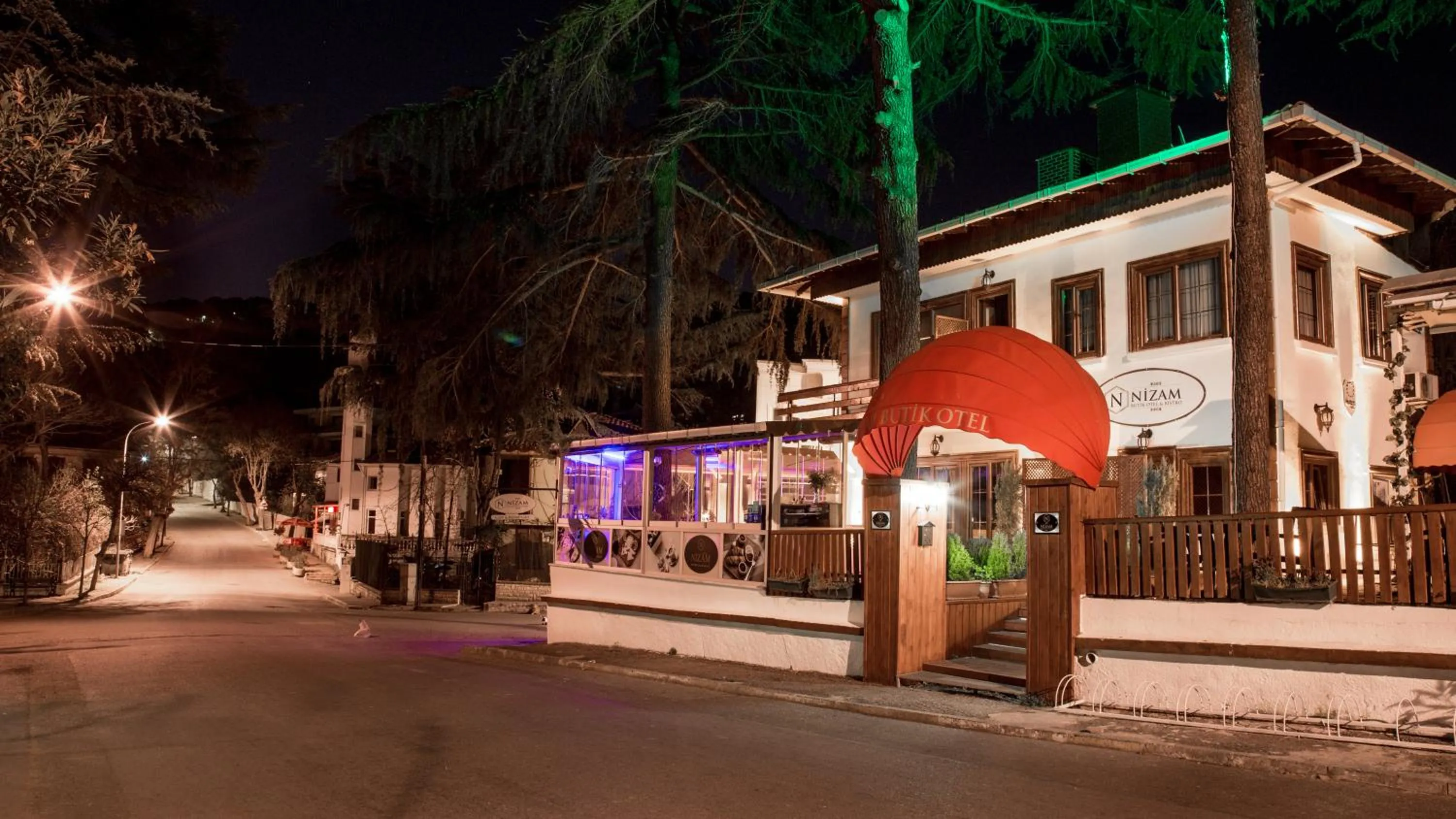Facade/entrance in Nizam Butik Otel Büyükada