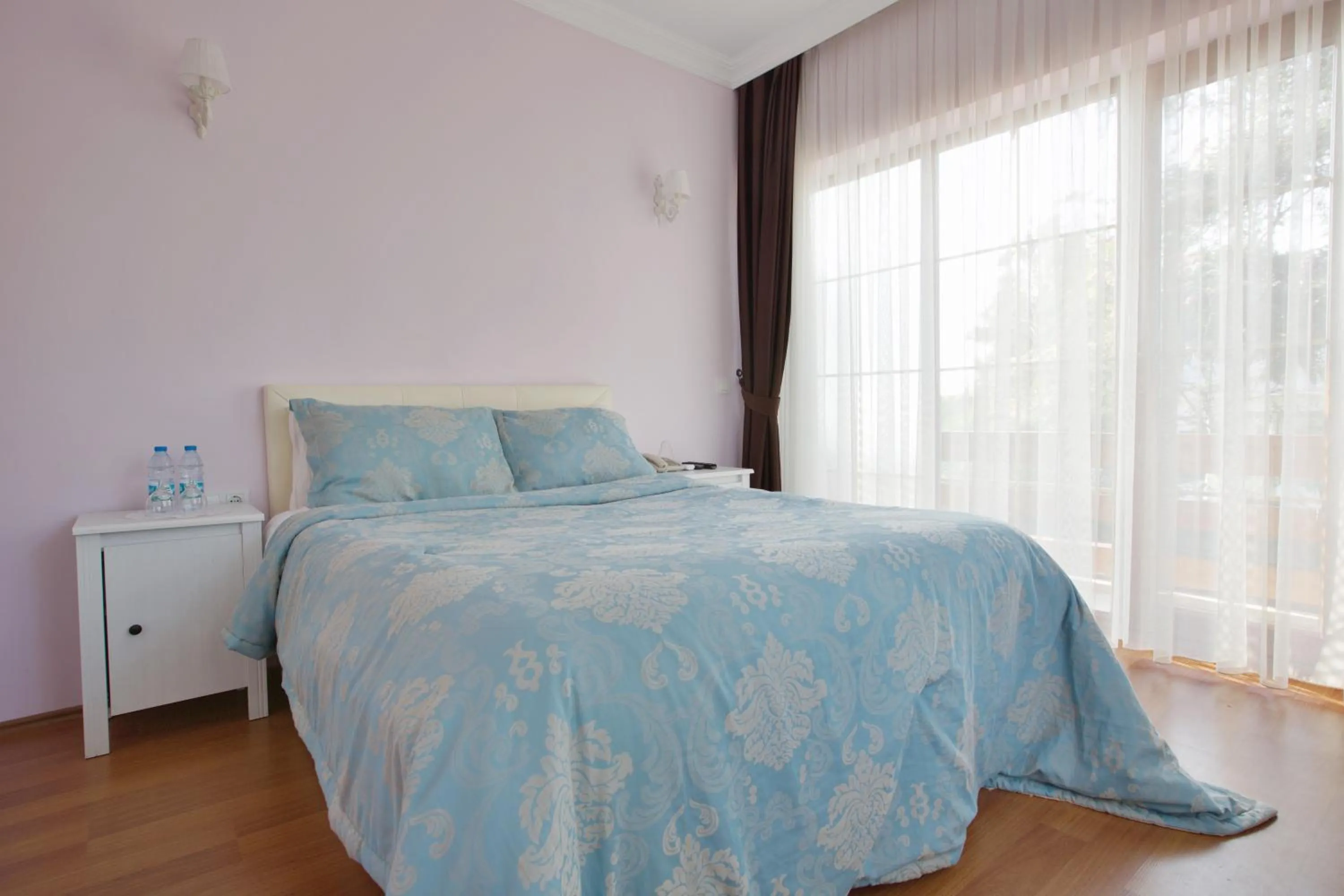 Photo of the whole room in Nizam Butik Otel Büyükada