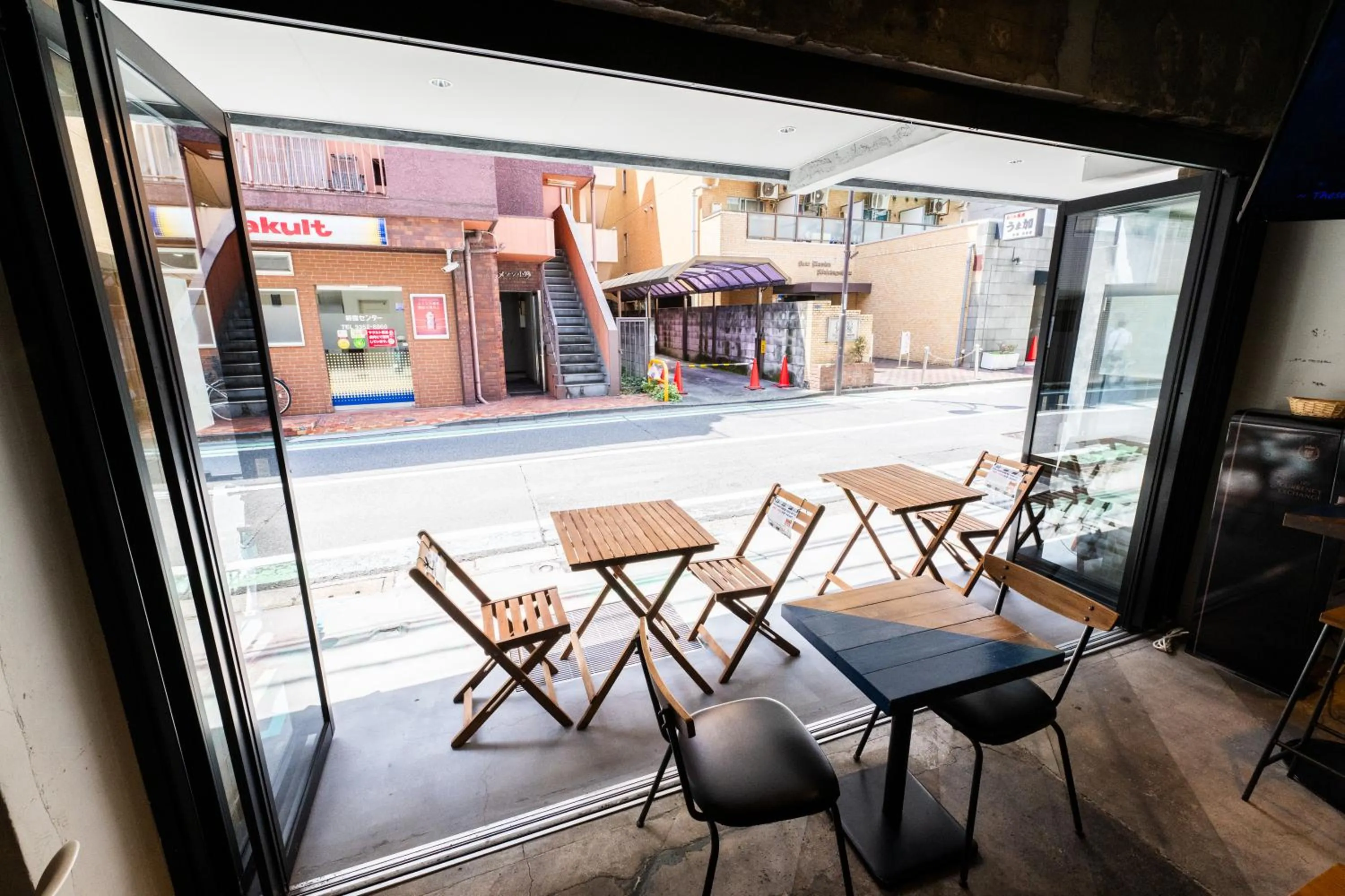 Lounge or bar in Imano Tokyo Hostel