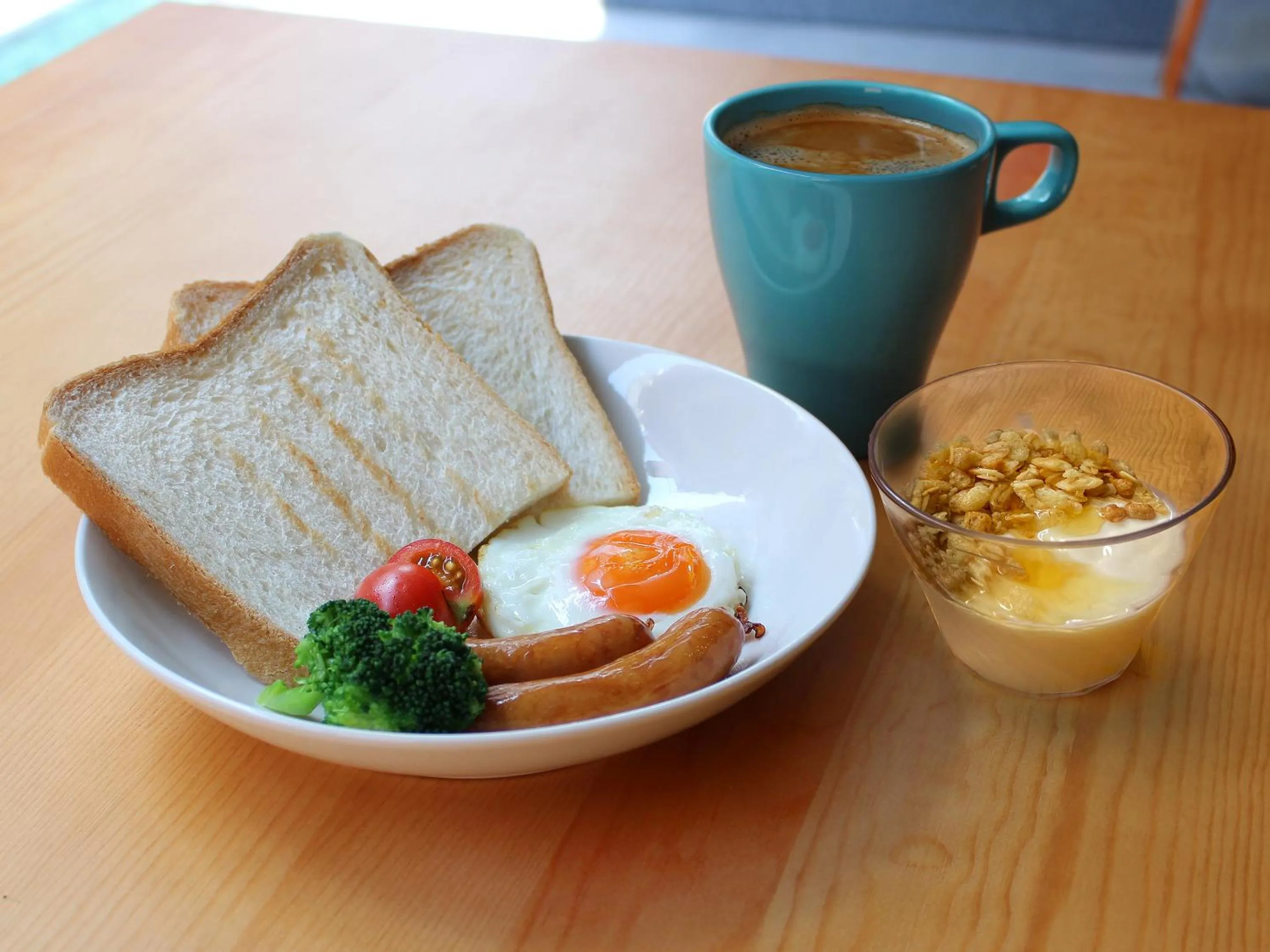 Breakfast in Imano Tokyo Hostel