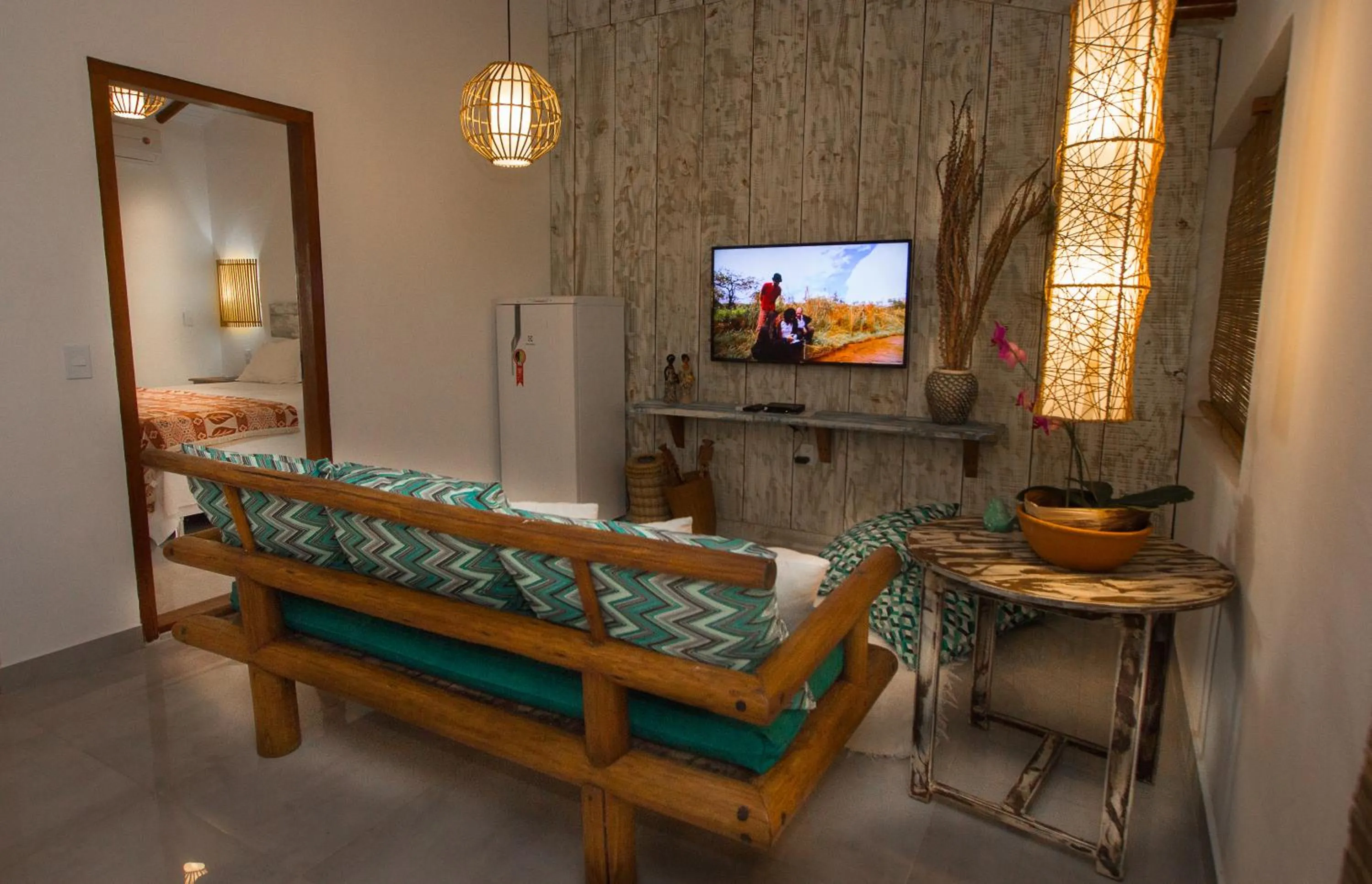 Communal lounge/ TV room, Bed in Rio Da Barra Villa Hotel