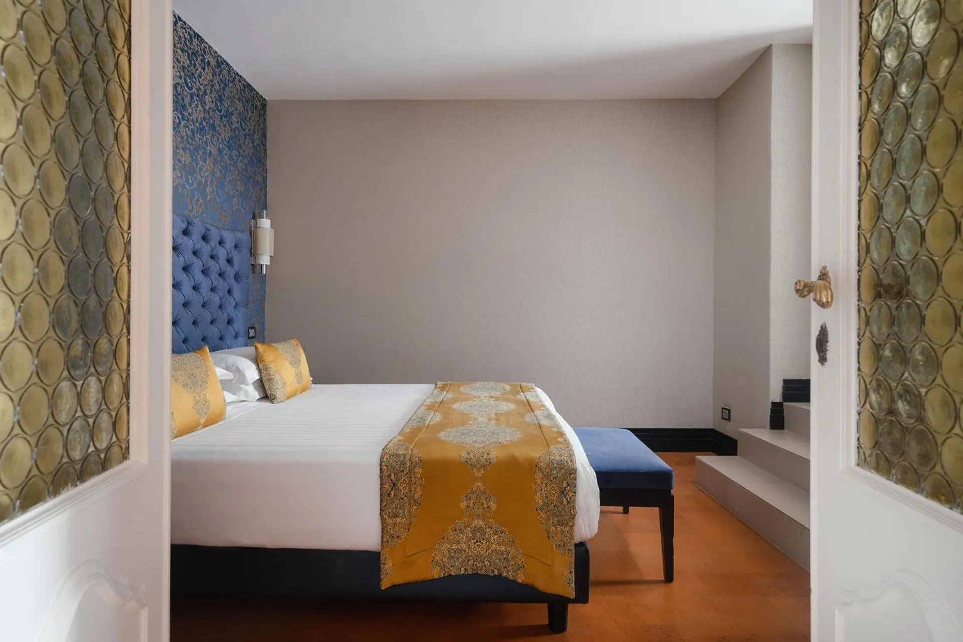 Bed in Unica Suites Rome