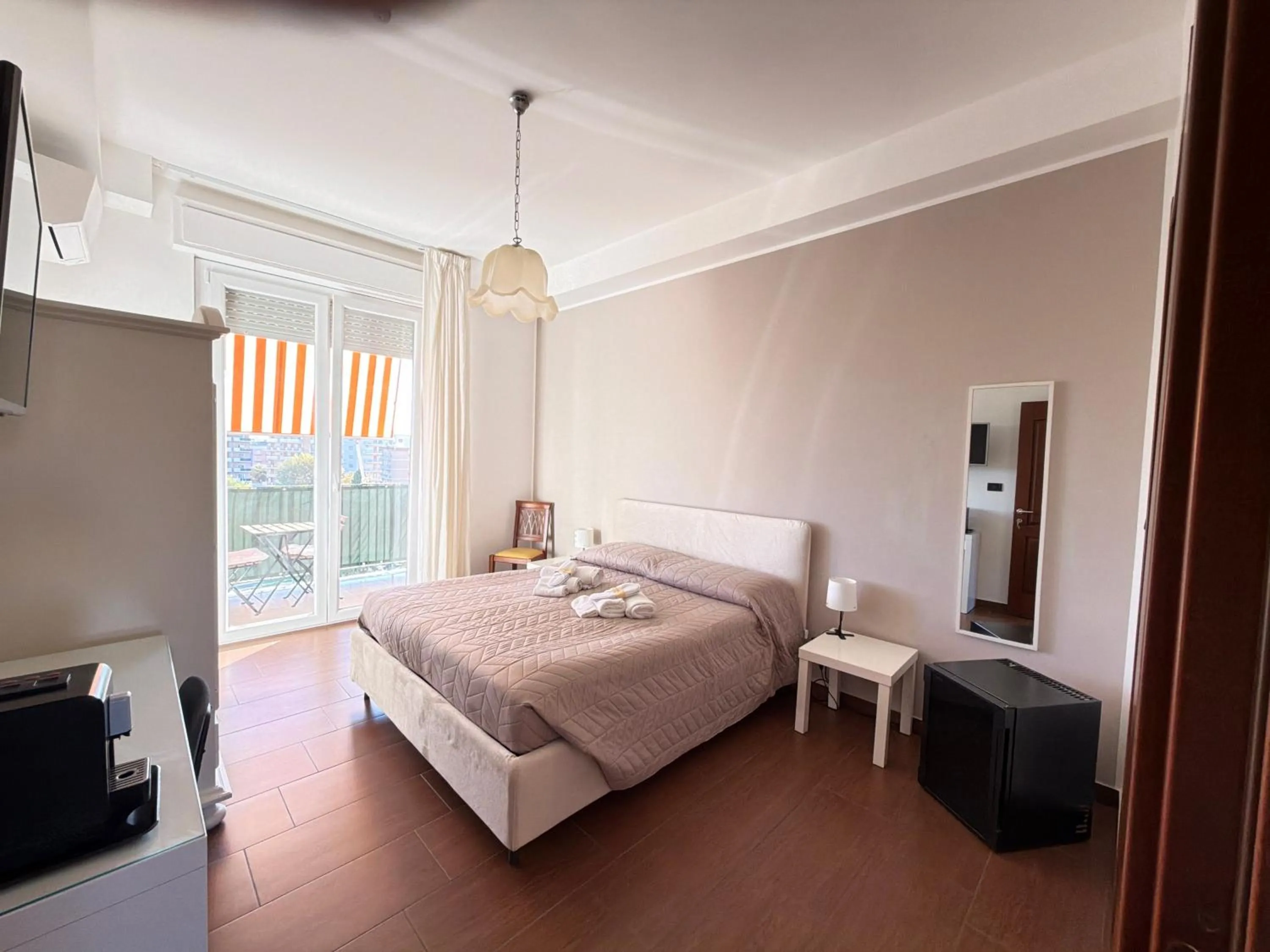 Bed in Panoramic Rooms