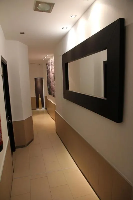 Decorative detail in Hostal Central