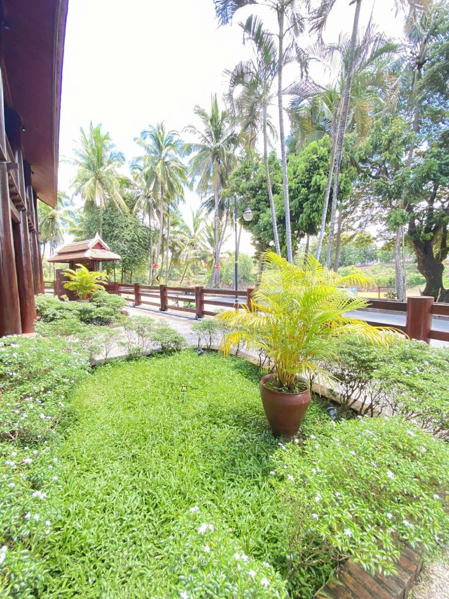 Spring in Villa Sirikili Hotel Luang Prabang