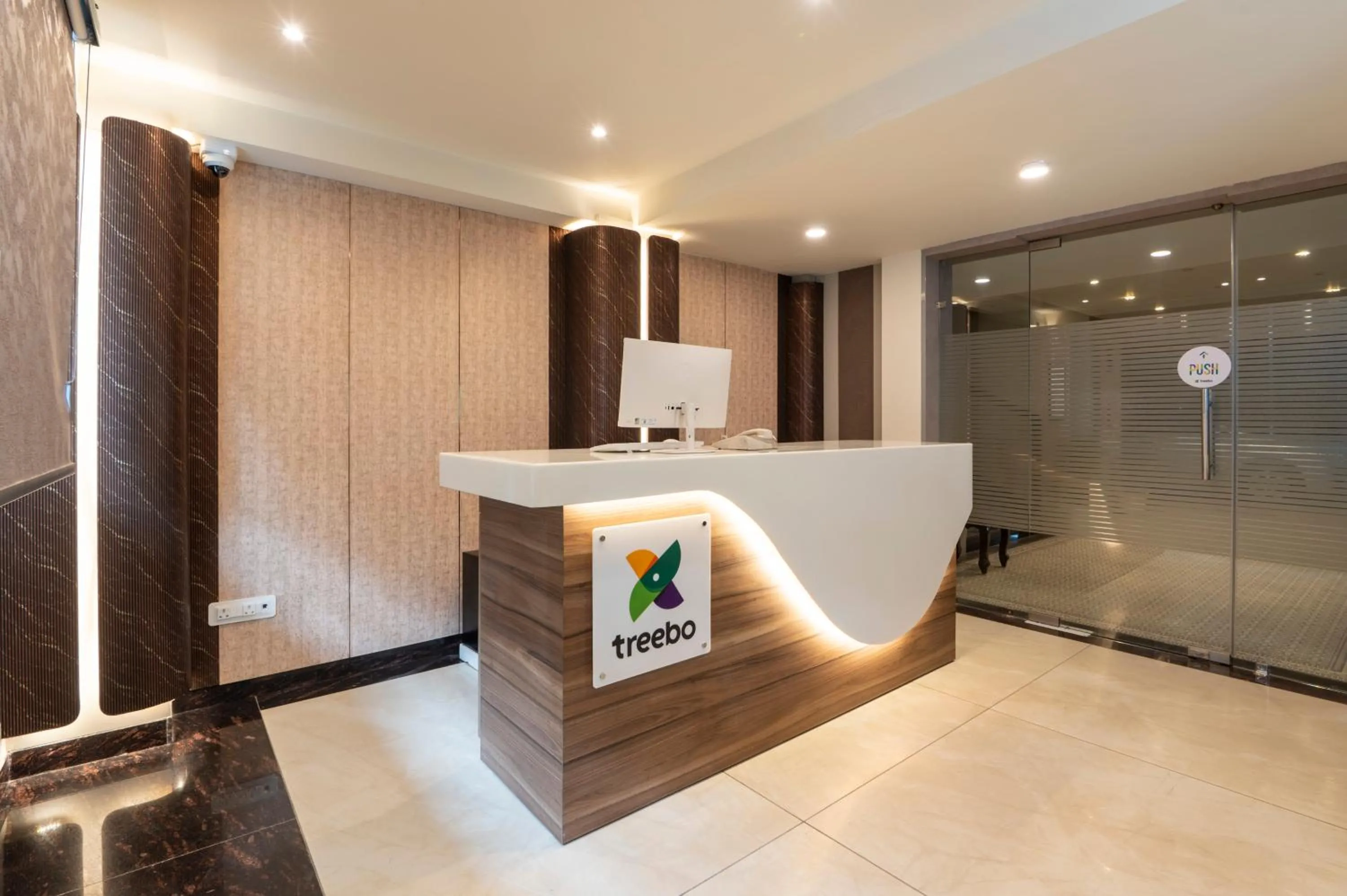 Treebo Premium Gateway Triveni Near Sangam Ghat