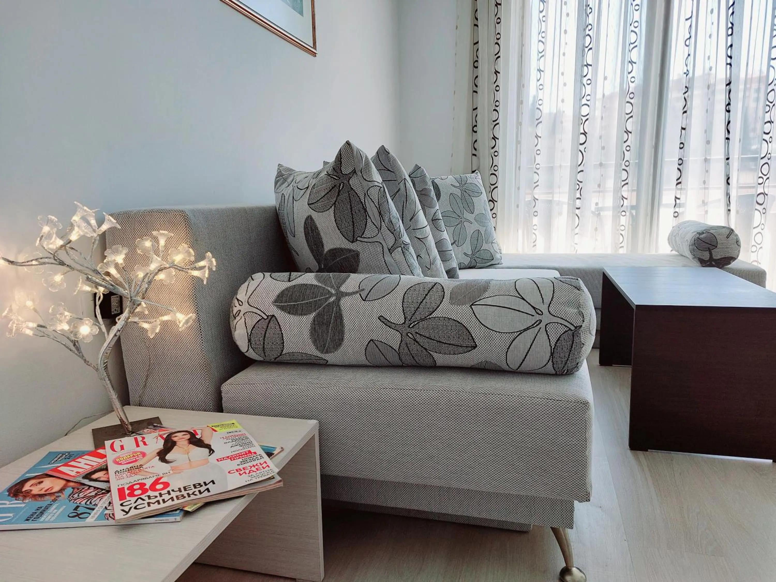 Bed in Deva Apartments