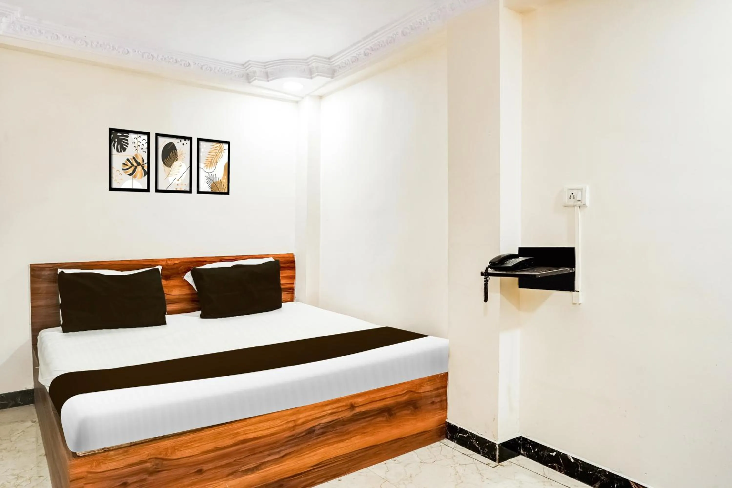 Bedroom in HOTEL O WELCOME INN