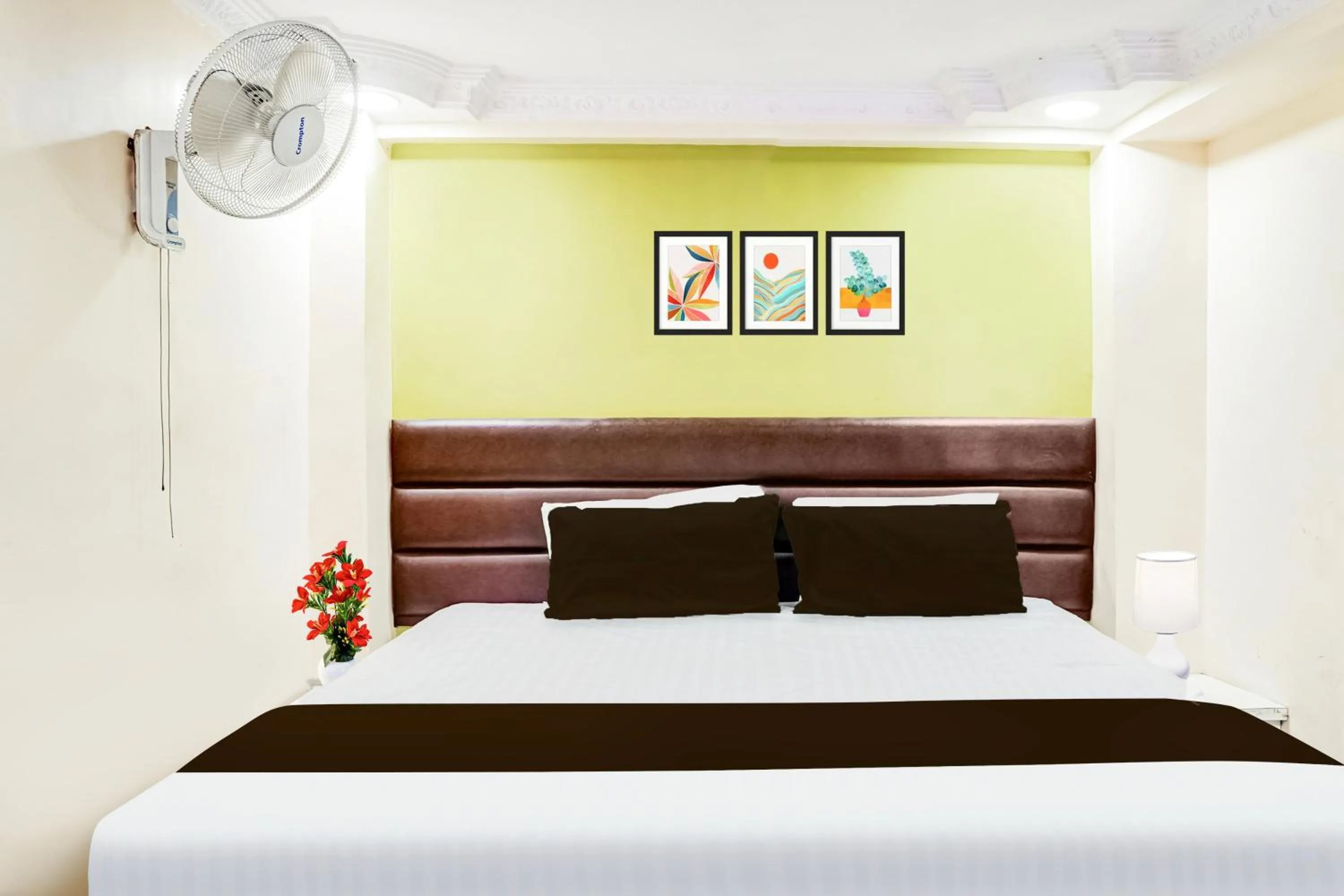 Bedroom in HOTEL O WELCOME INN