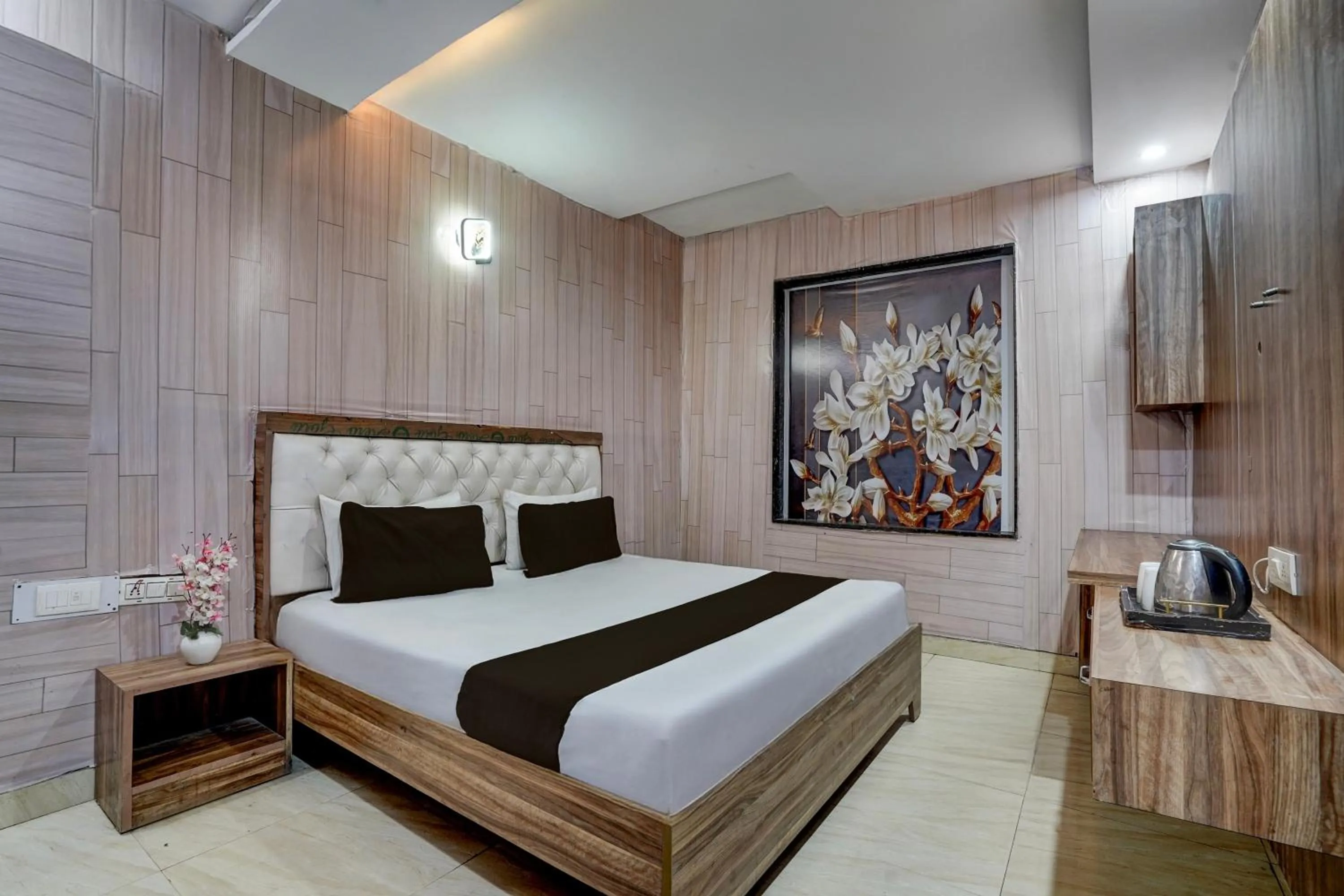 Bedroom in HOTEL O WELCOME INN