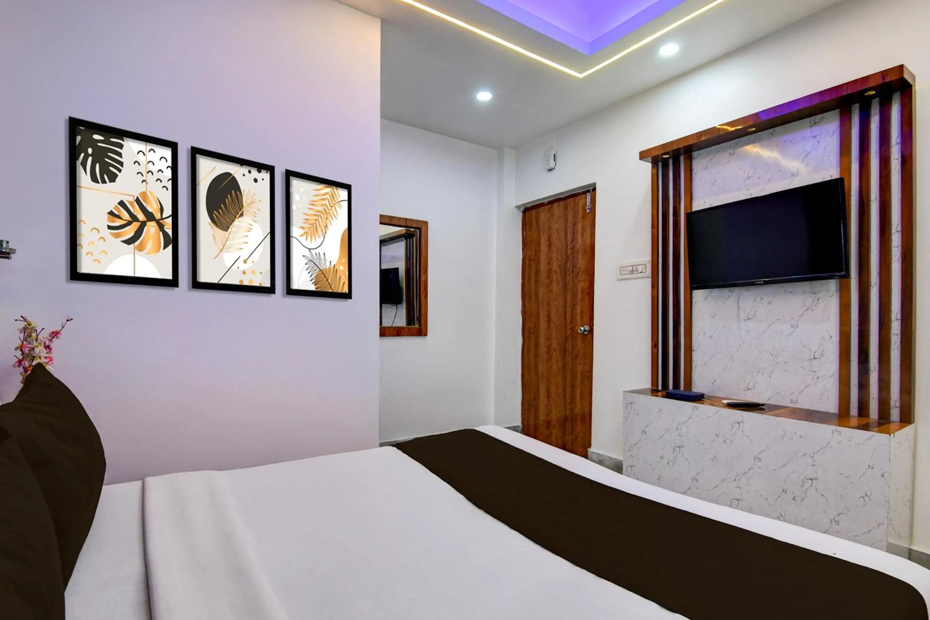 Bedroom, Bed in Hotel O Diamond Plaza