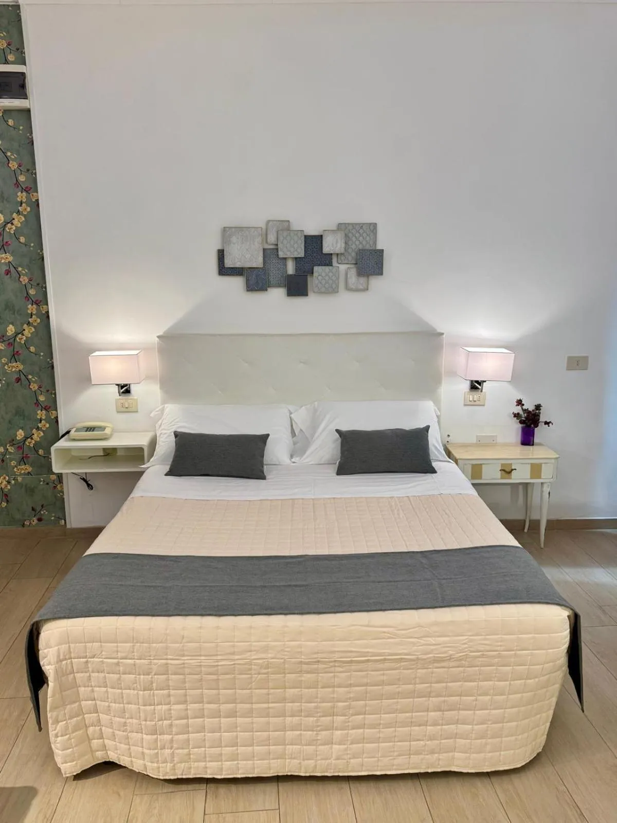 Bed in Hotel Arcadia