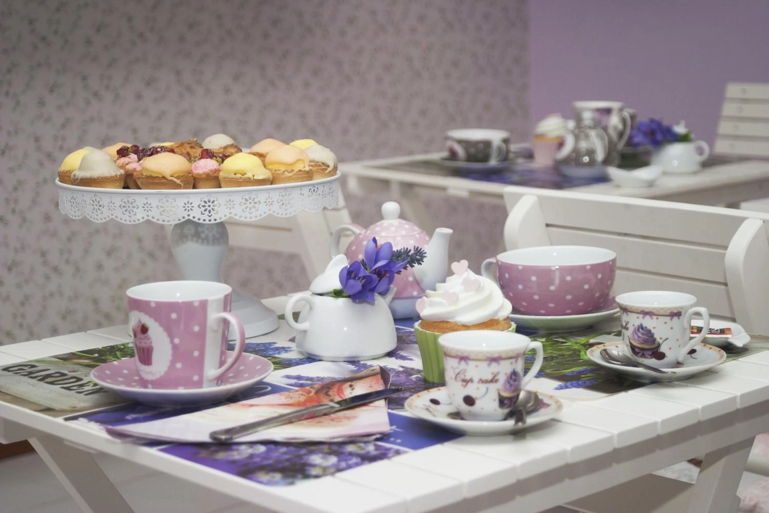 Communal kitchen in B&B Santa Sofia