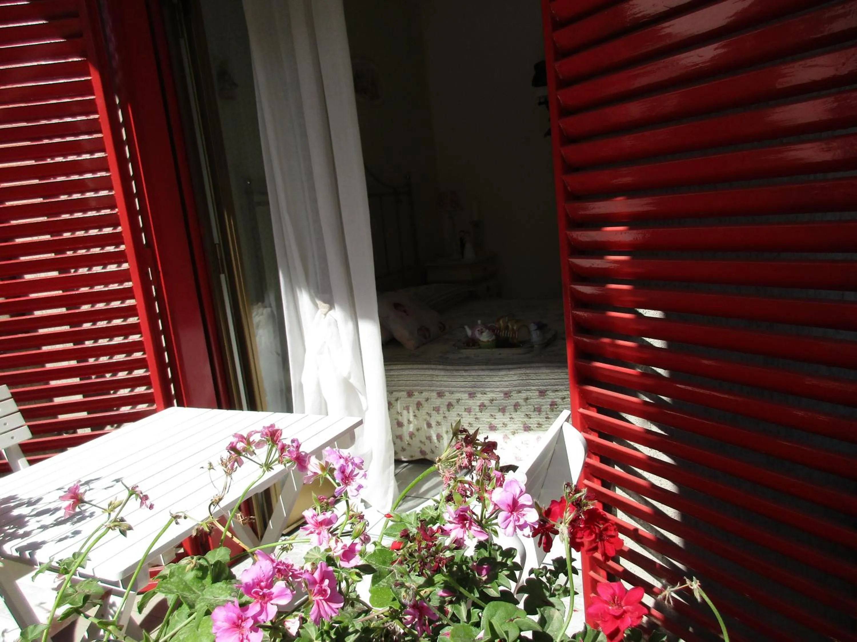 Garden view in B&B Santa Sofia