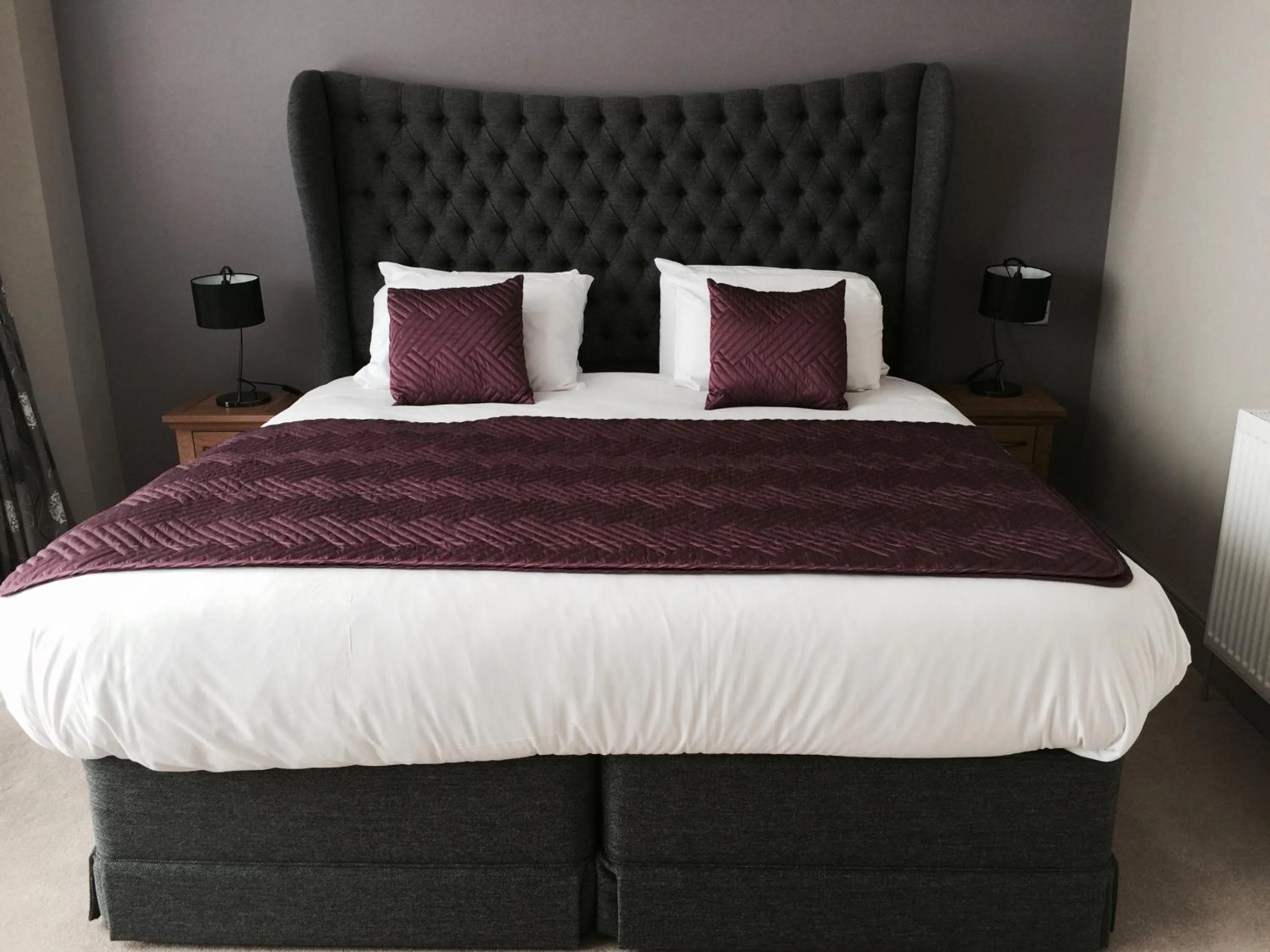 Bedroom, Bed in The Clyffe Hotel