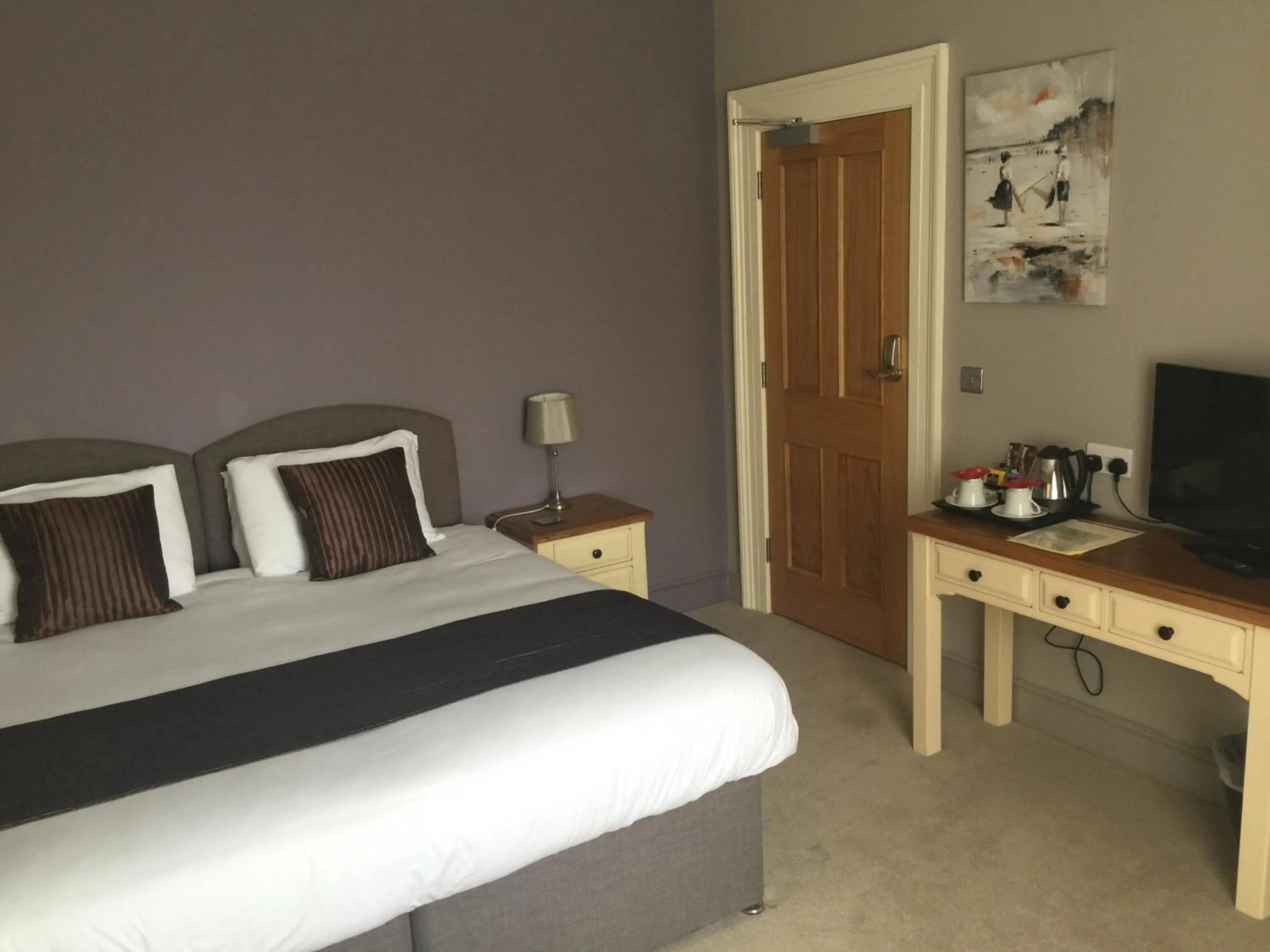 Bedroom, Bed in The Clyffe Hotel