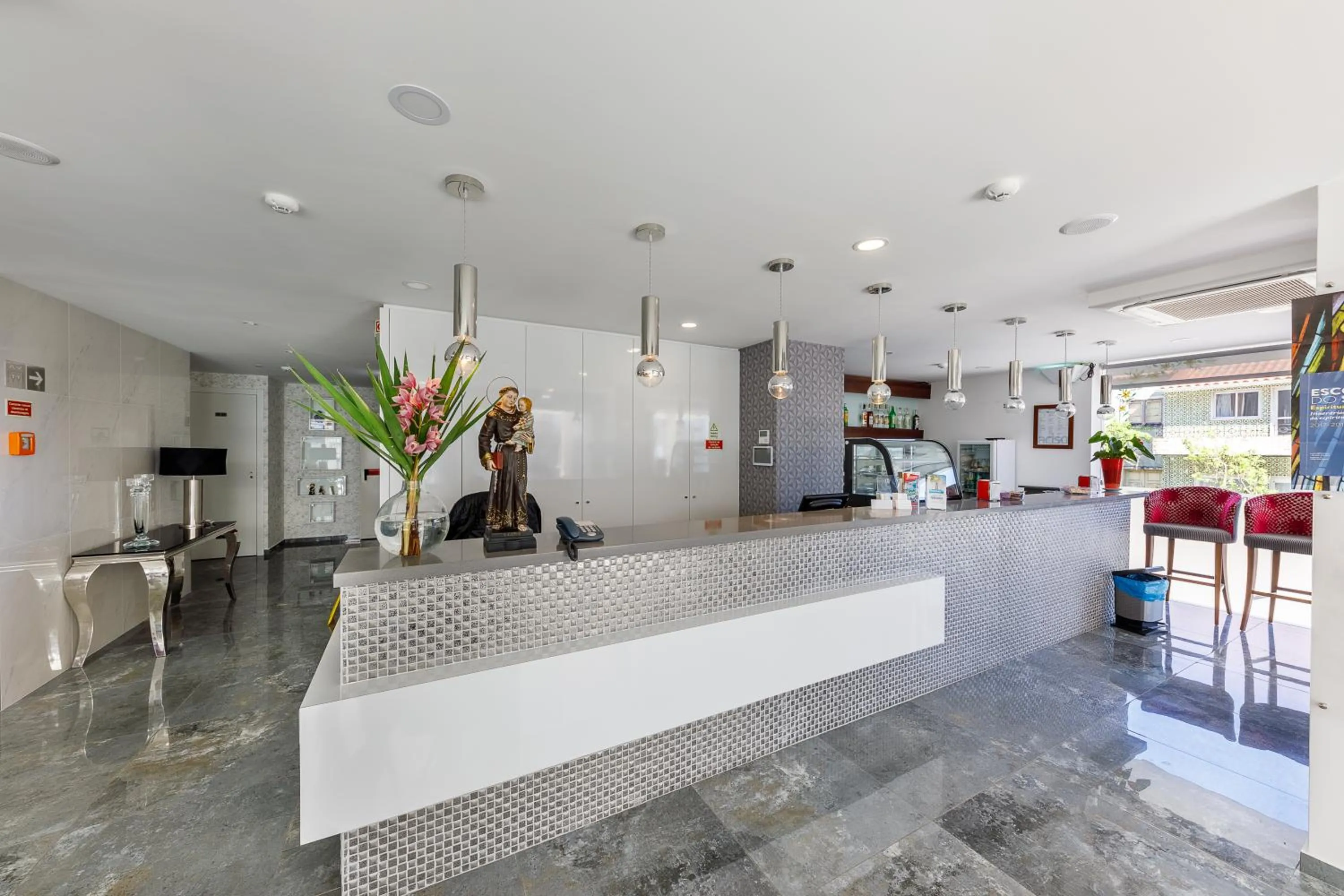 Staff in Hotel Santo António de Pádua