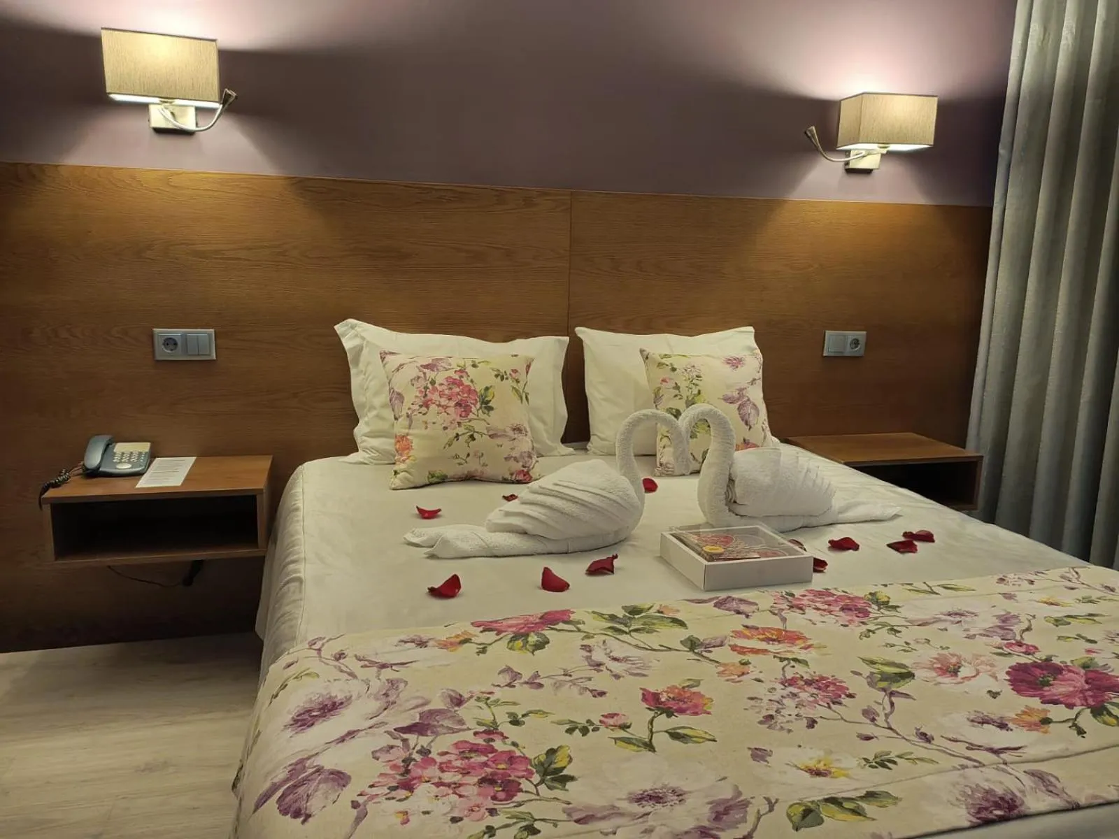 Bed in Hotel Santo António de Pádua