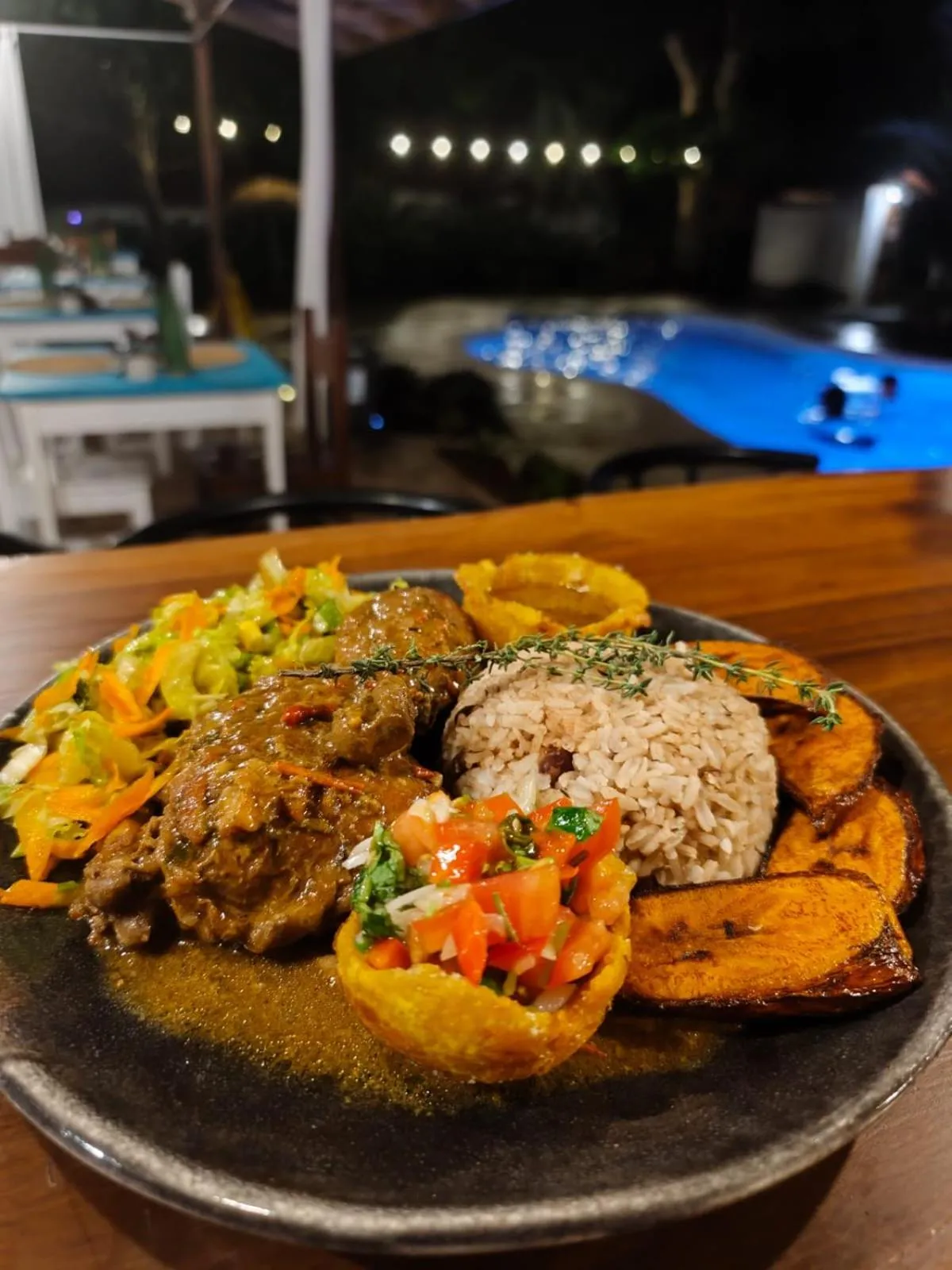 Food and drinks in Escape Caribeño