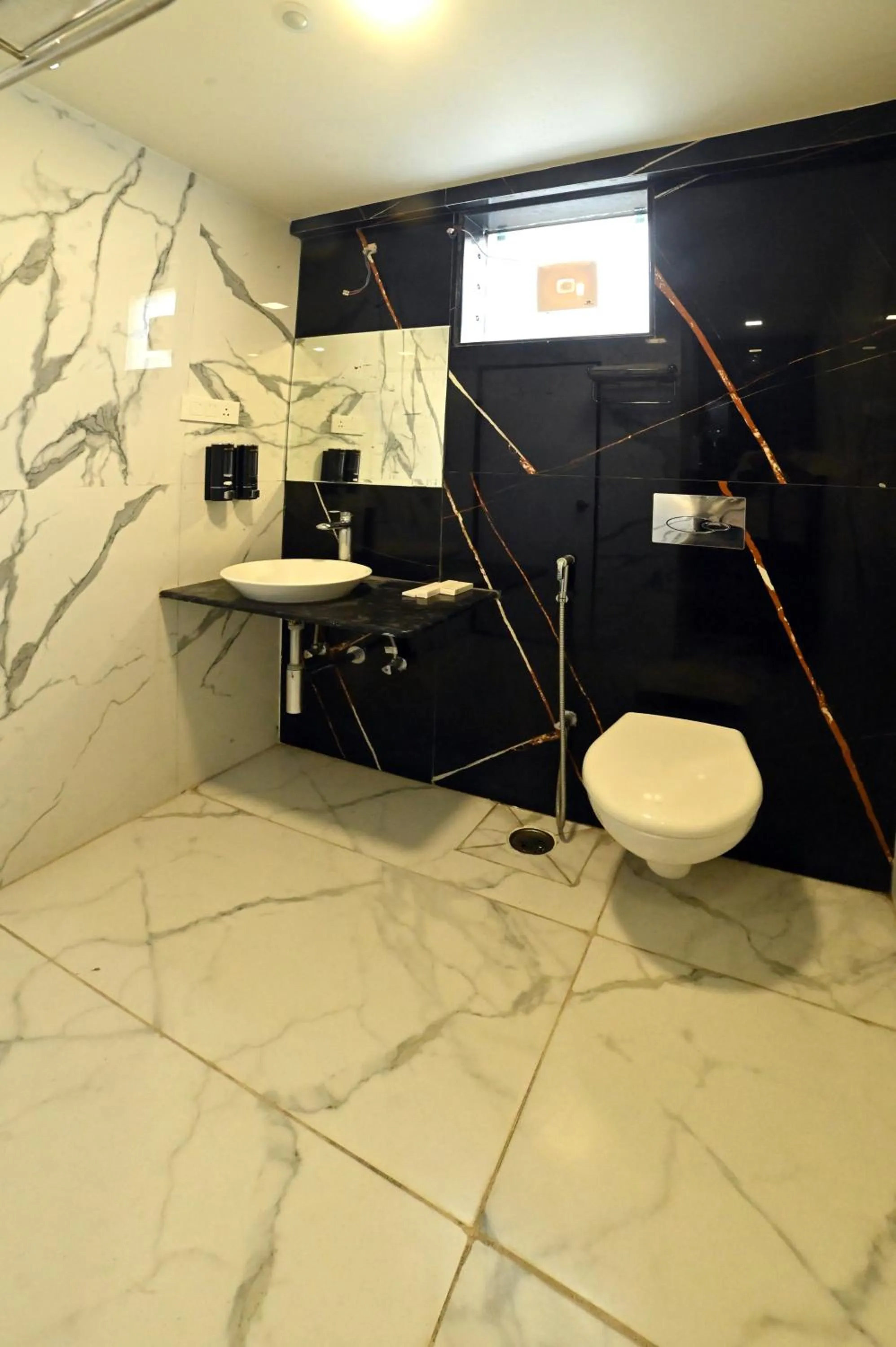 Bathroom in Hotel Amrta