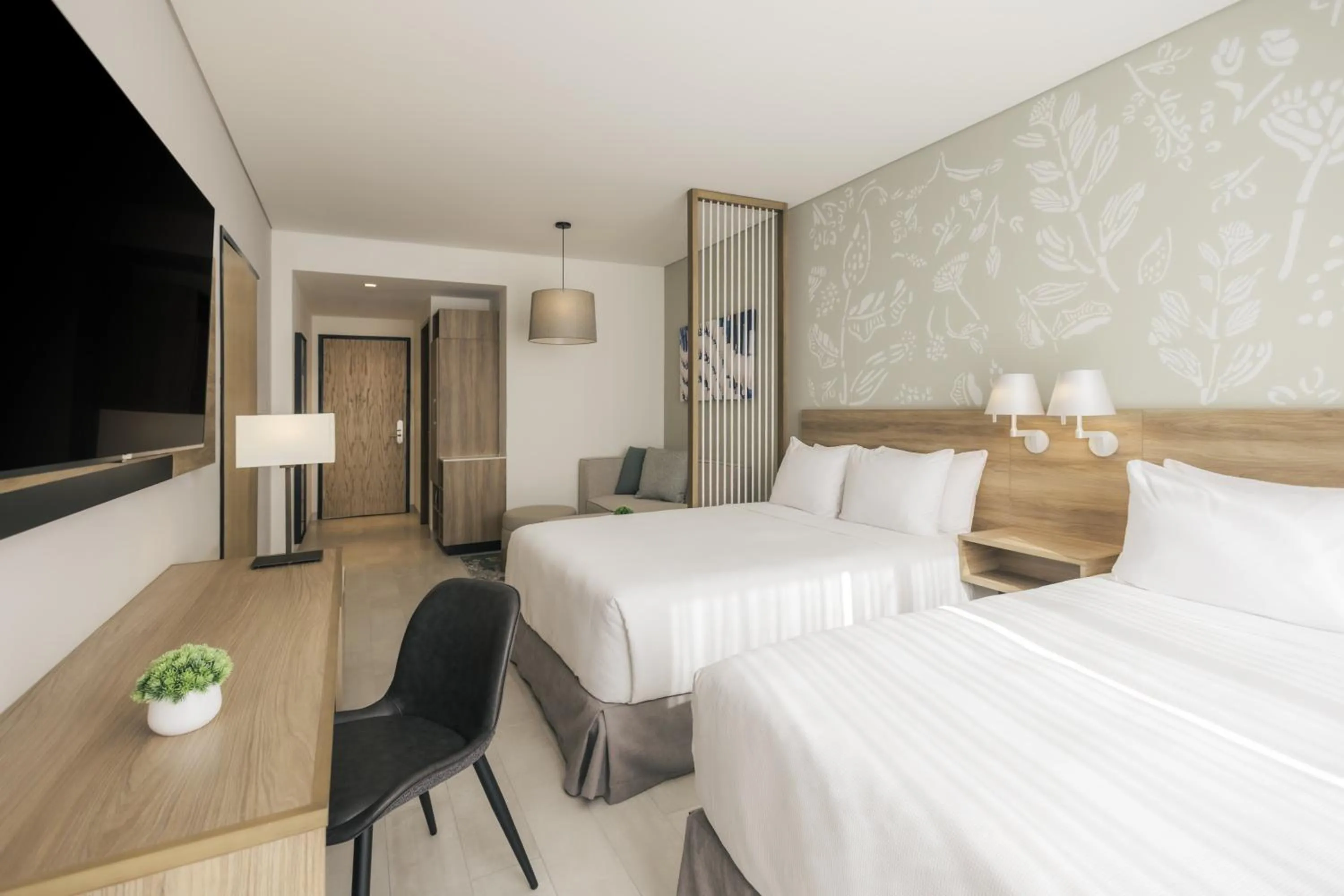 Photo of the whole room, Bed in Hyatt Place Cancun Airport