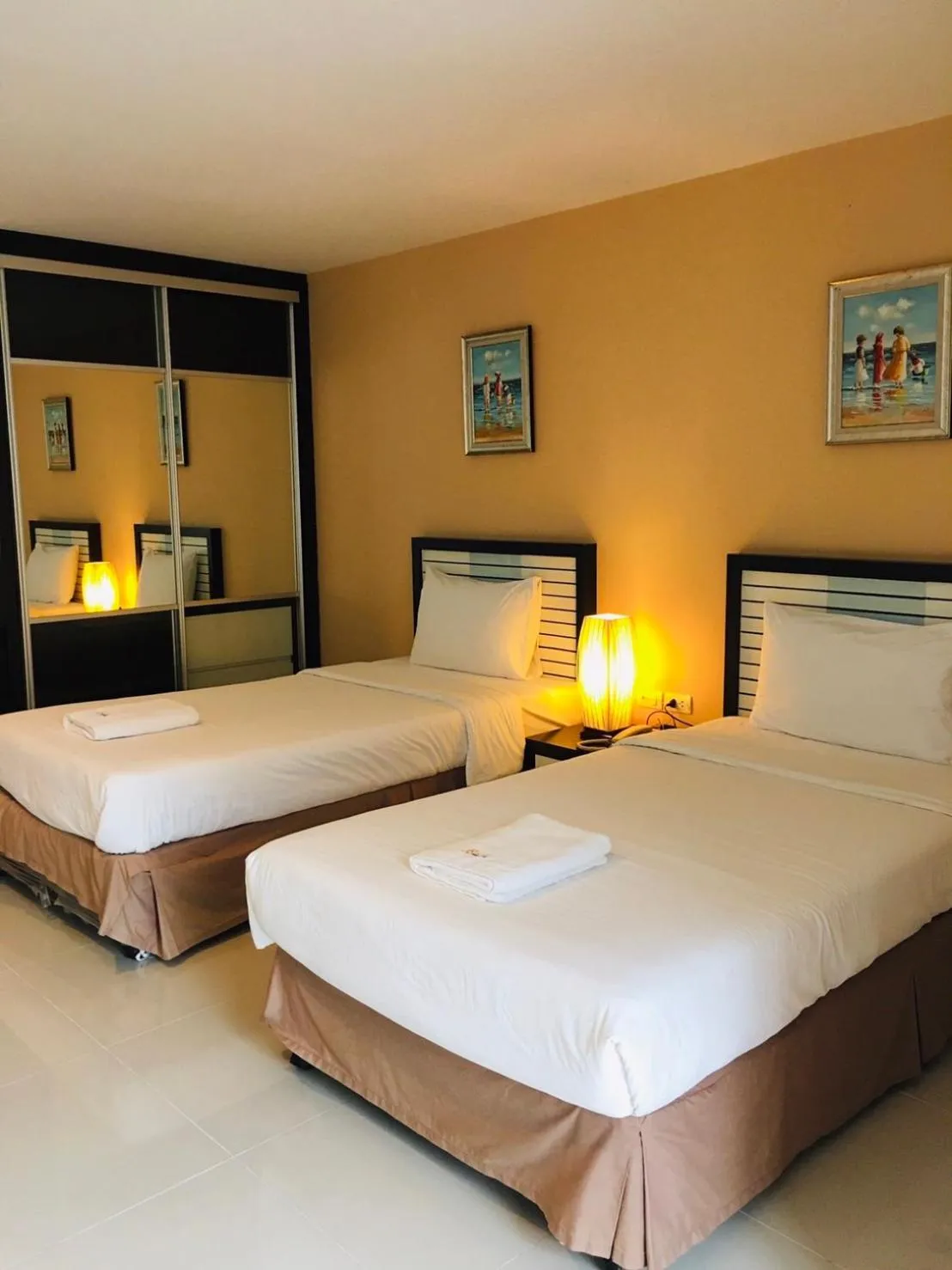 Bed in Similan Mansion