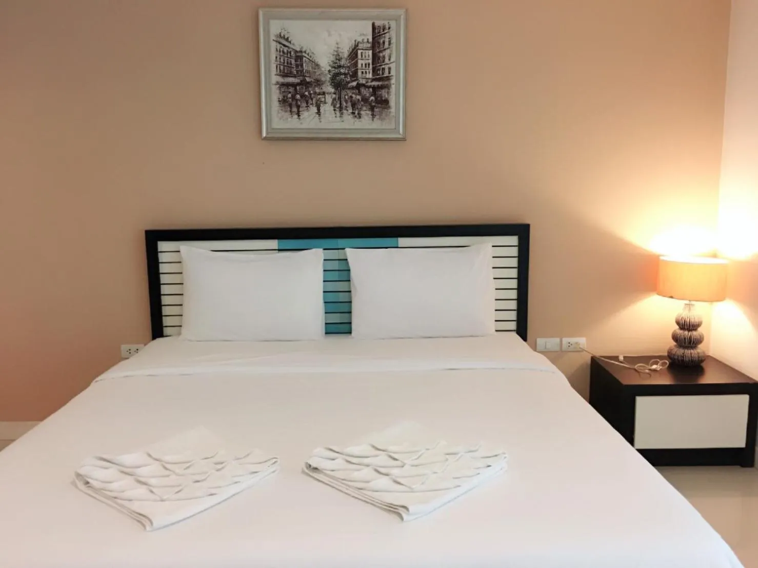 Bed in Similan Mansion