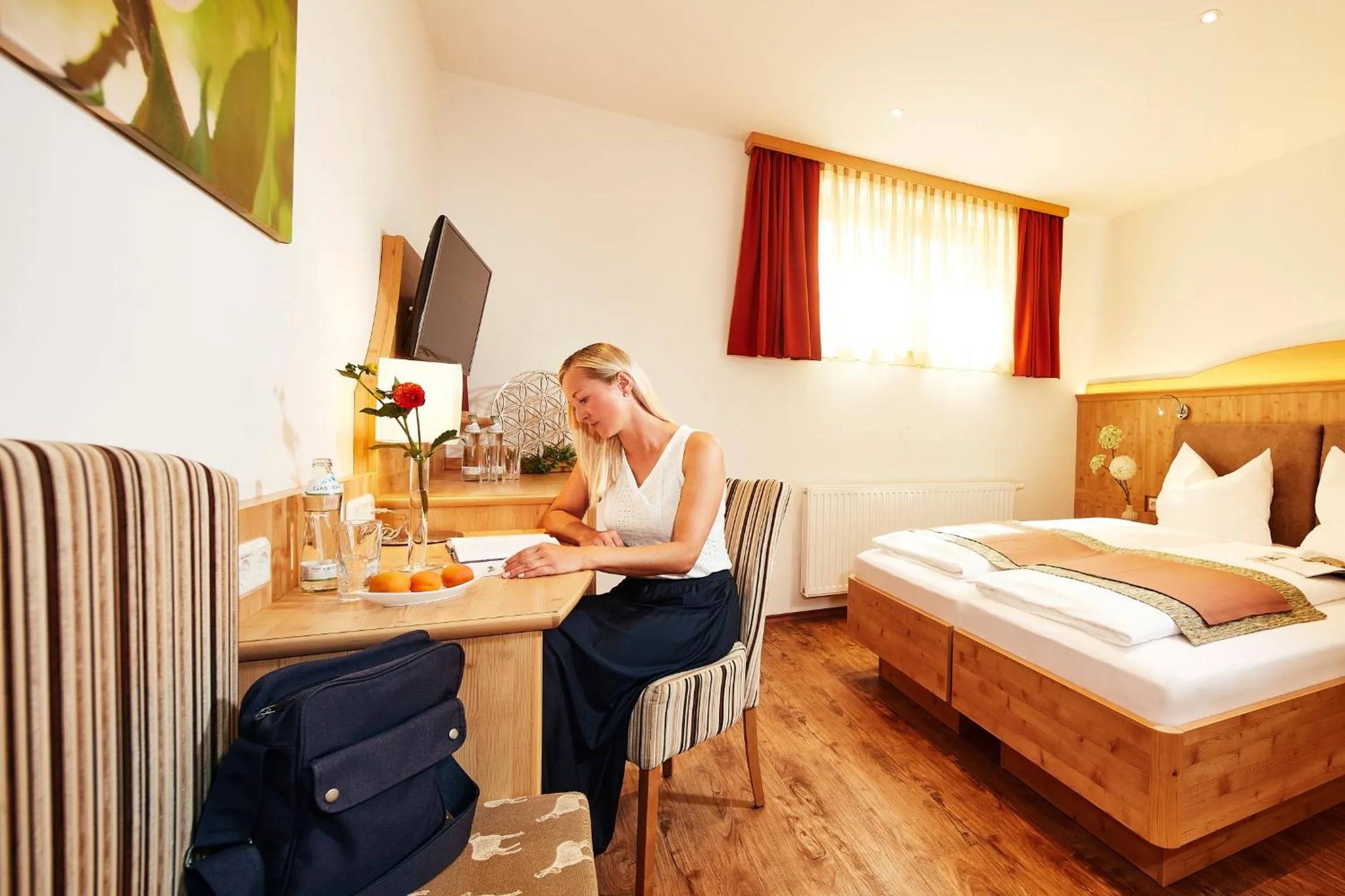 Bedroom, Bed in Donauhotel Lettnerhof