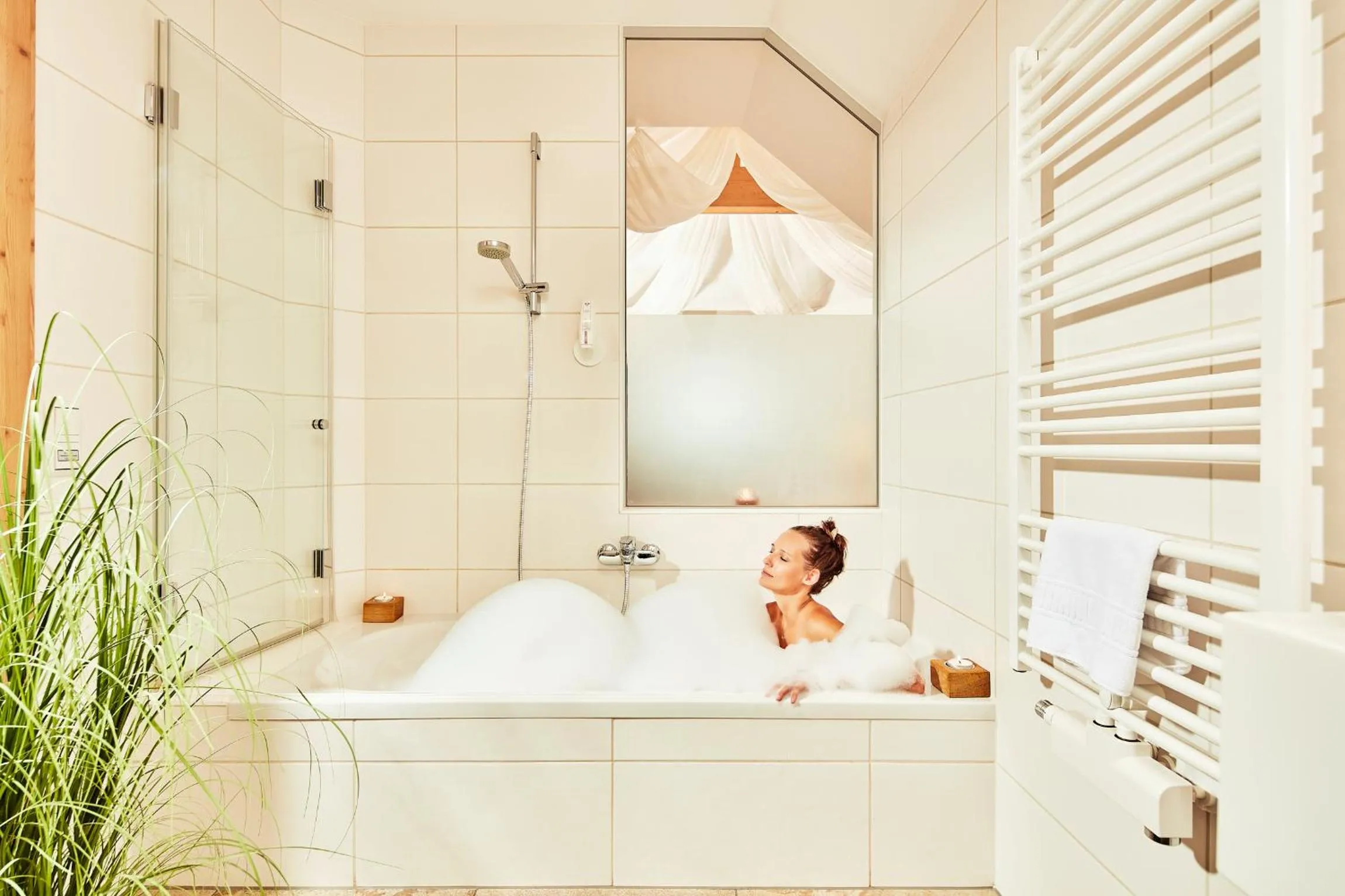 Bathroom in Donauhotel Lettnerhof