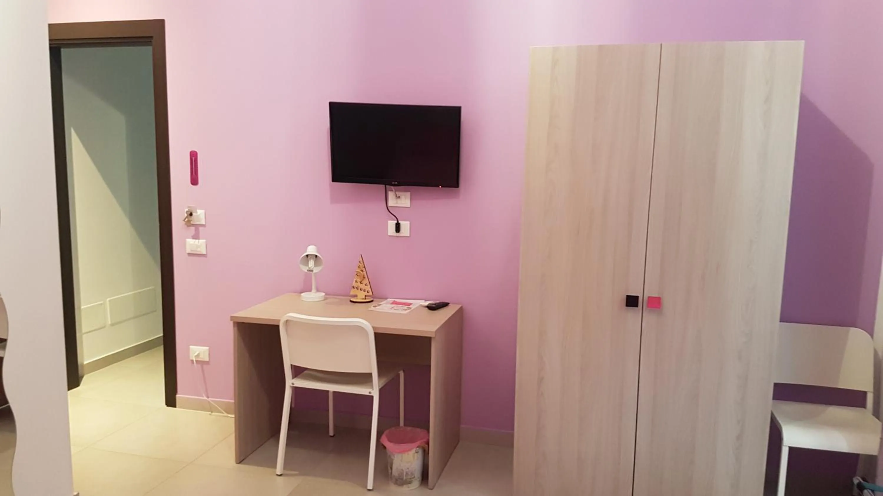 Bedroom in Buonaluna B&B