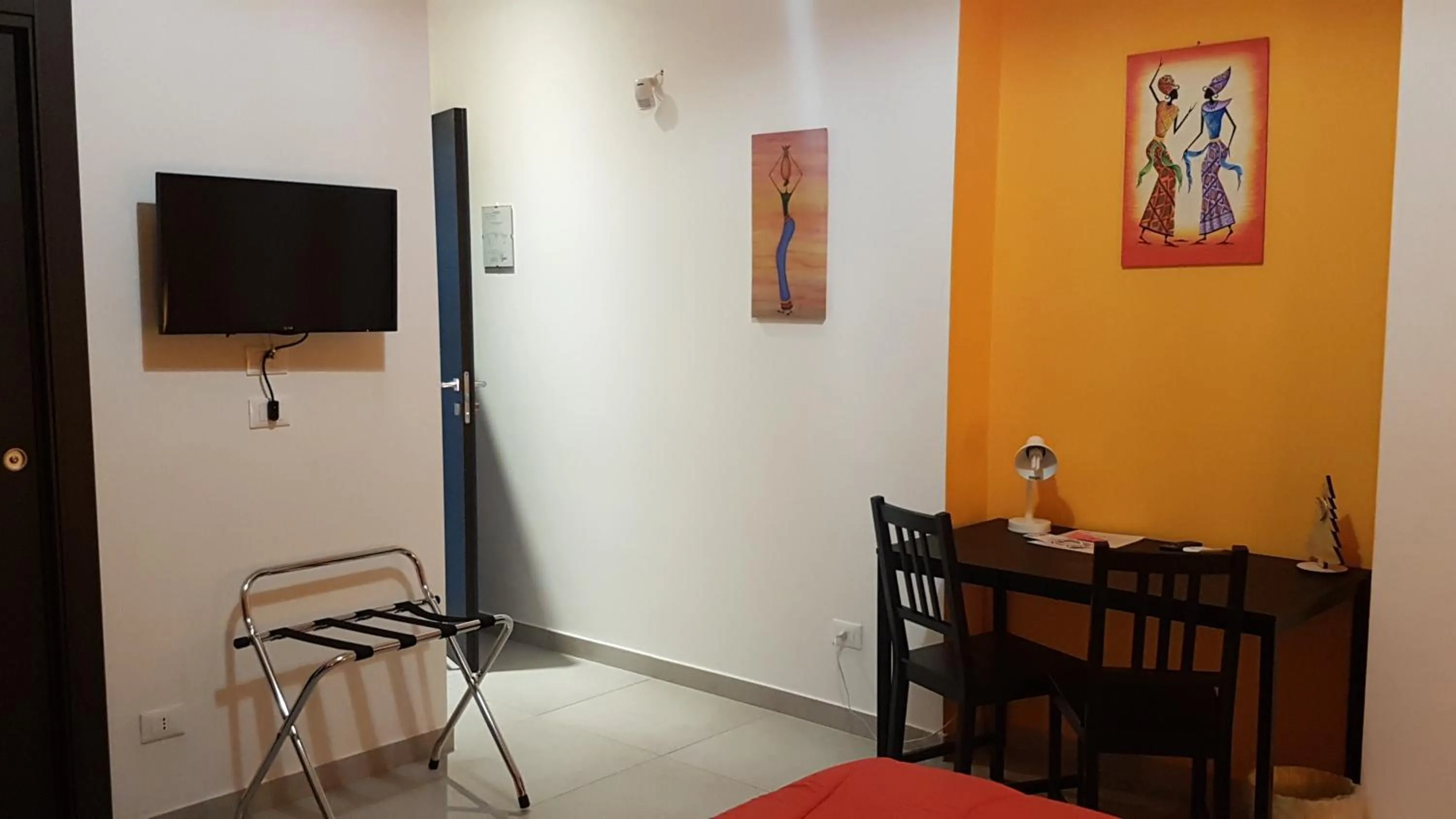 Bedroom in Buonaluna B&B