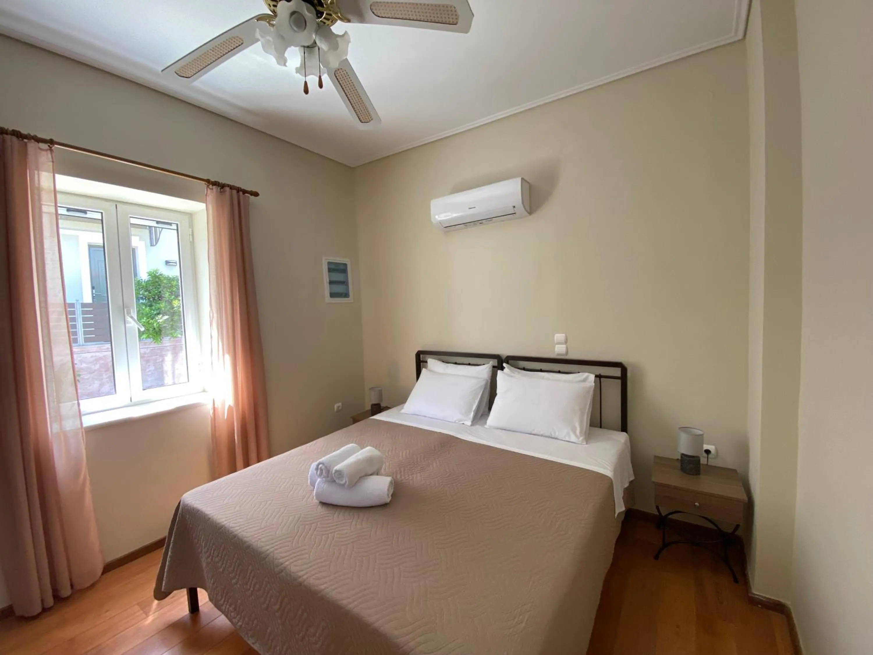 Bed in Pegasus Rooms