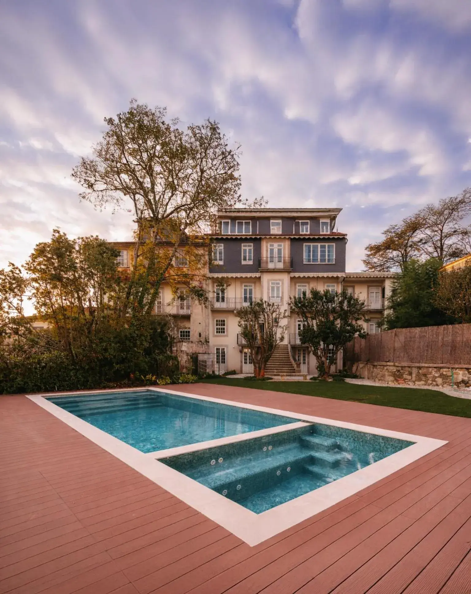 LENSCAPE Coterie LENSCAPE Coterie