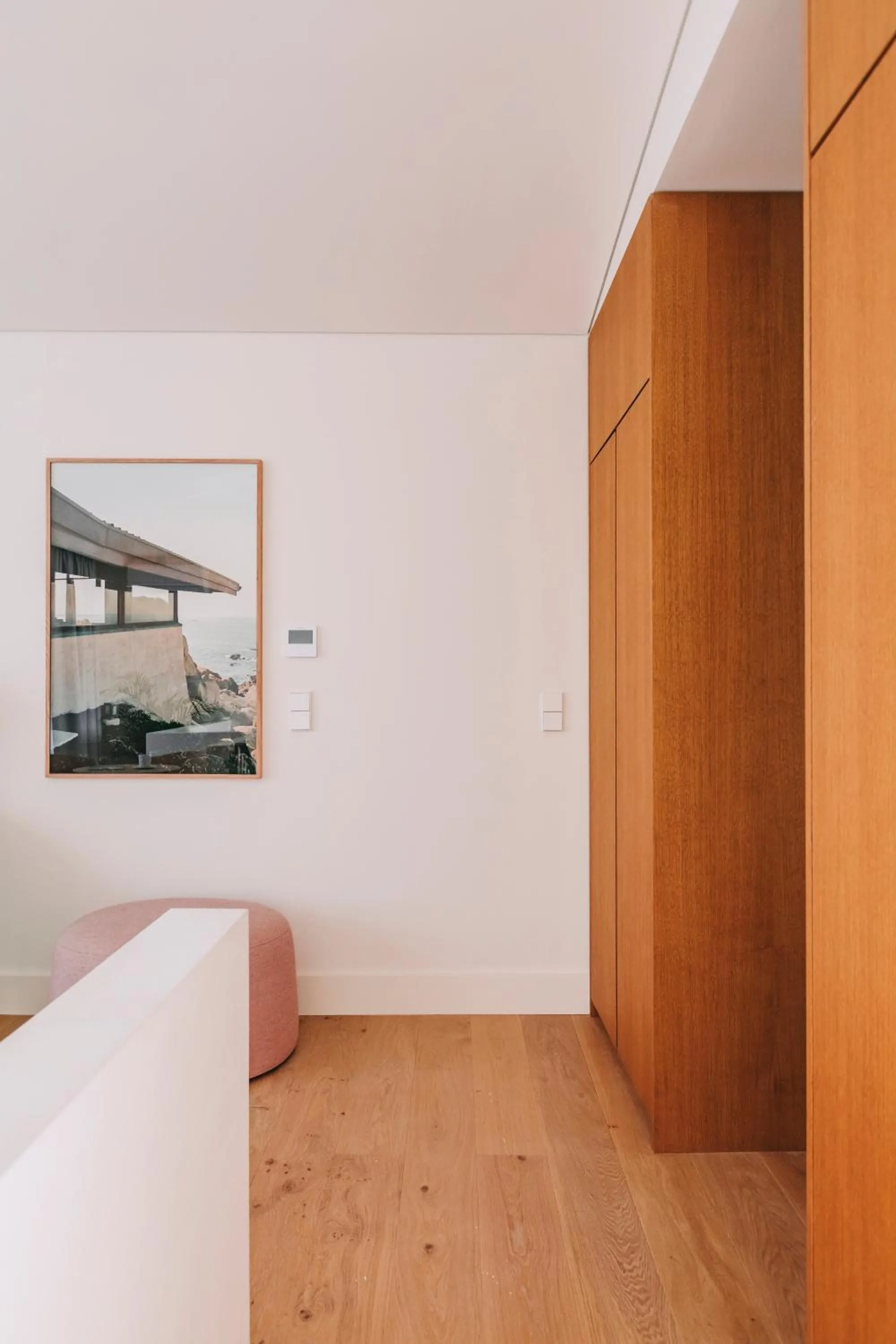 wardrobe, Bed in LENSCAPE Coterie